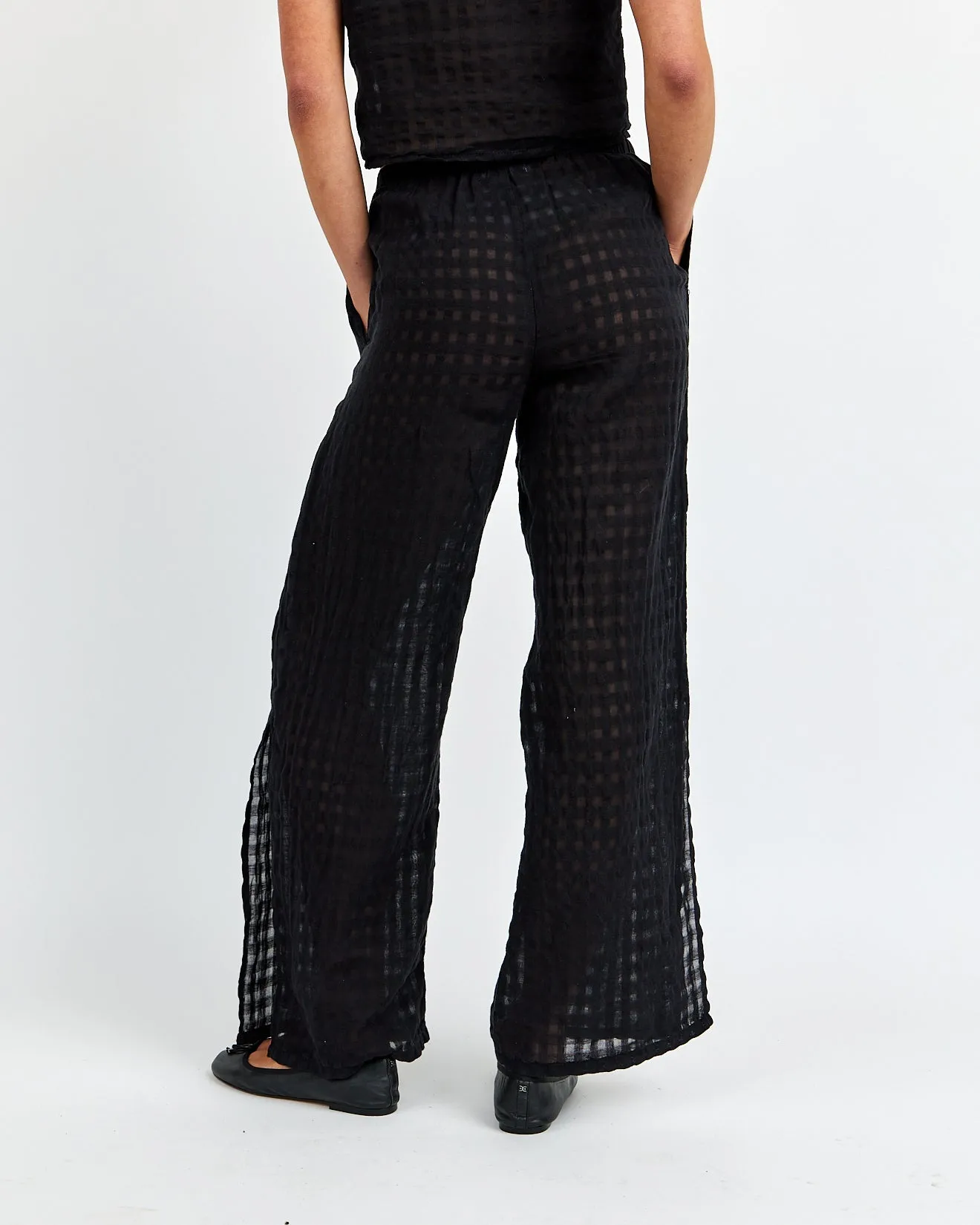 Side Slit Beach Pant - Black sold by Bella Dahl product image thumbnail 4