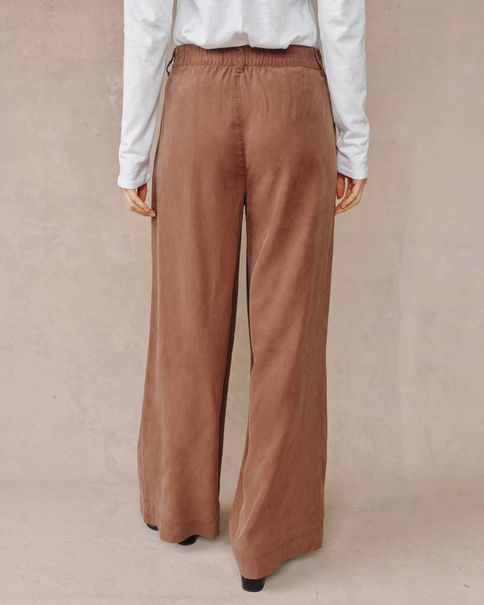 Double Pleated Wide Leg High Waist Pant- Saddle Brown sold by Bella Dahl product image thumbnail 4