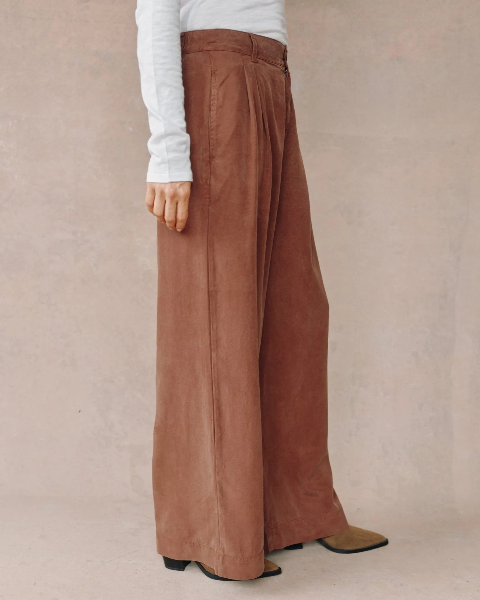 Double Pleated Wide Leg High Waist Pant- Saddle Brown sold by Bella Dahl product image thumbnail 3