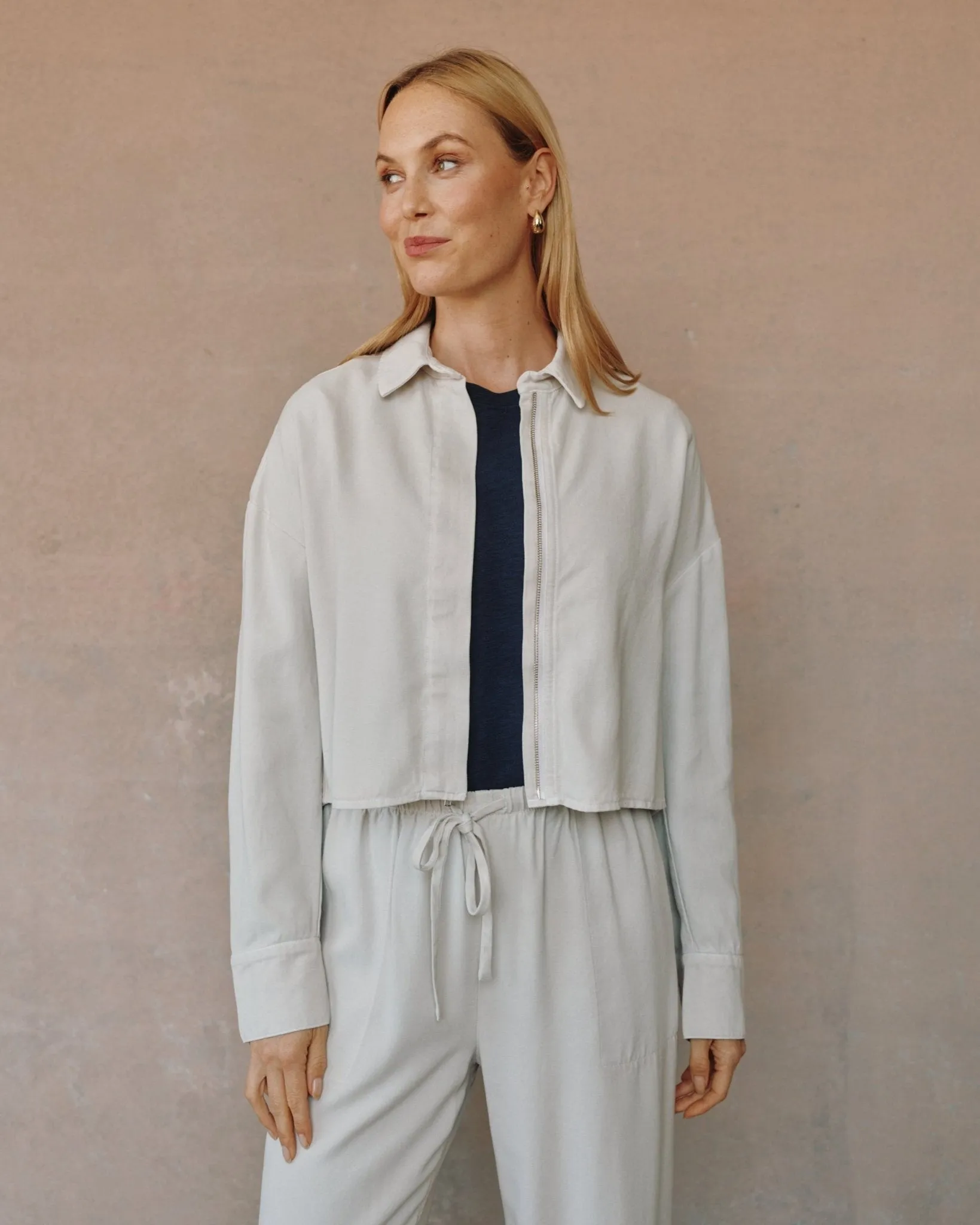 Oversized Cropped Shacket - Ivory Smoke sold by Bella Dahl product image thumbnail 2