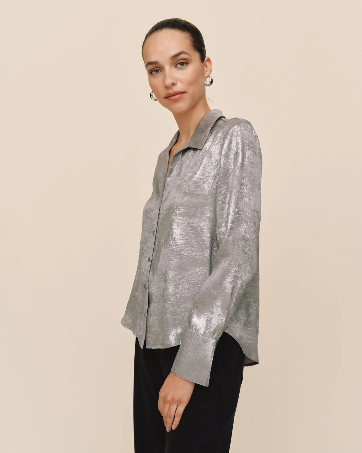 Flowy Wide Collar Button Down - Silver Distress Foil sold by Bella Dahl product image thumbnail 3