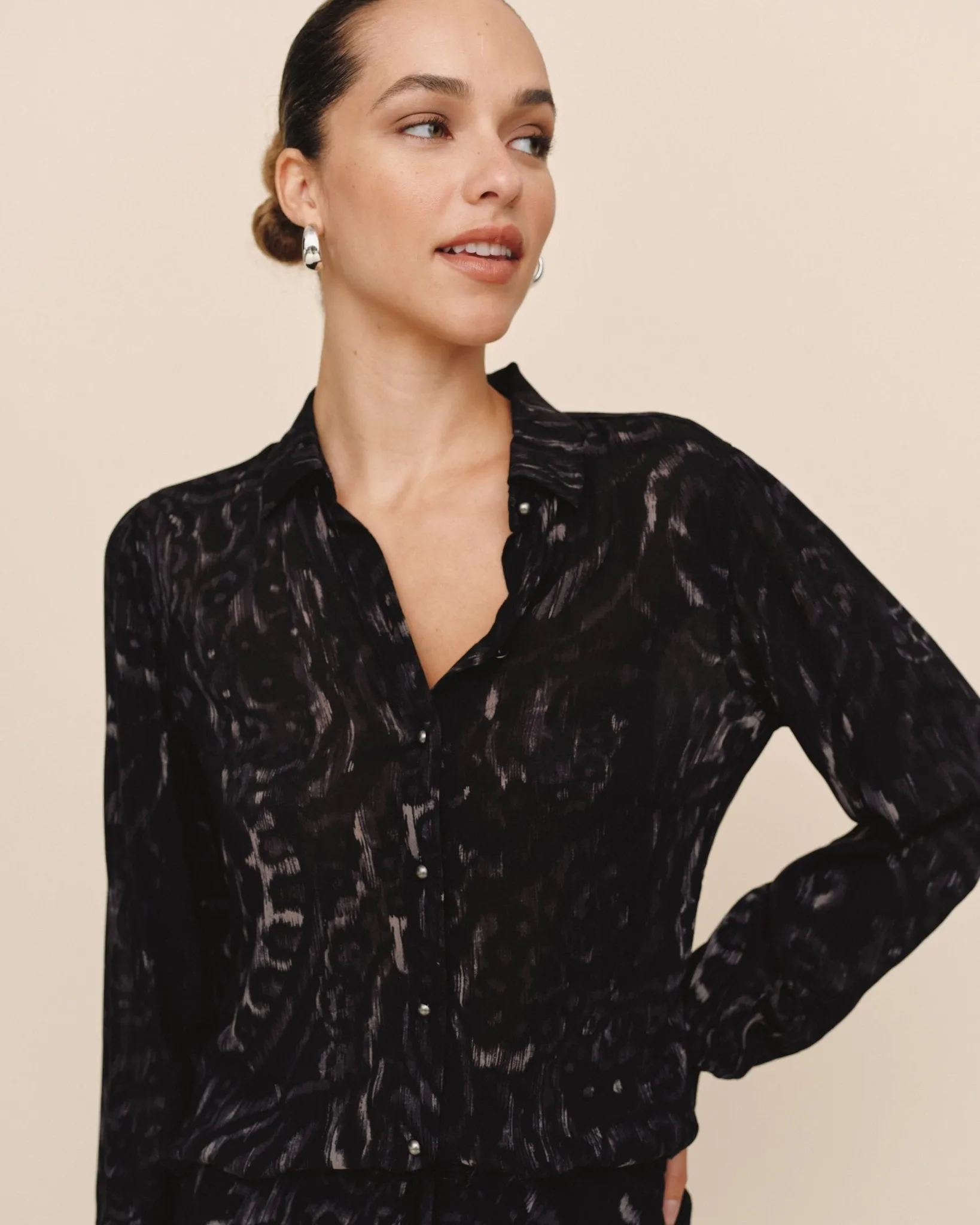 Fitted Button Down - Black Paisley sold by Bella Dahl product image thumbnail 4