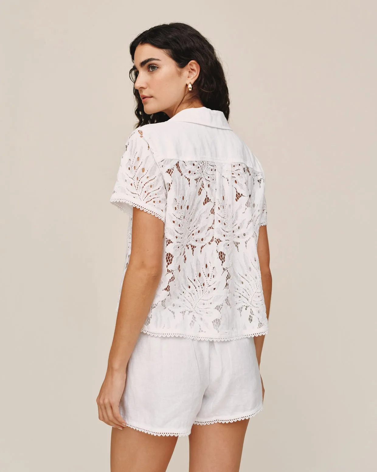 Short Sleeve Contrast Button Down - White sold by Bella Dahl product image thumbnail 2