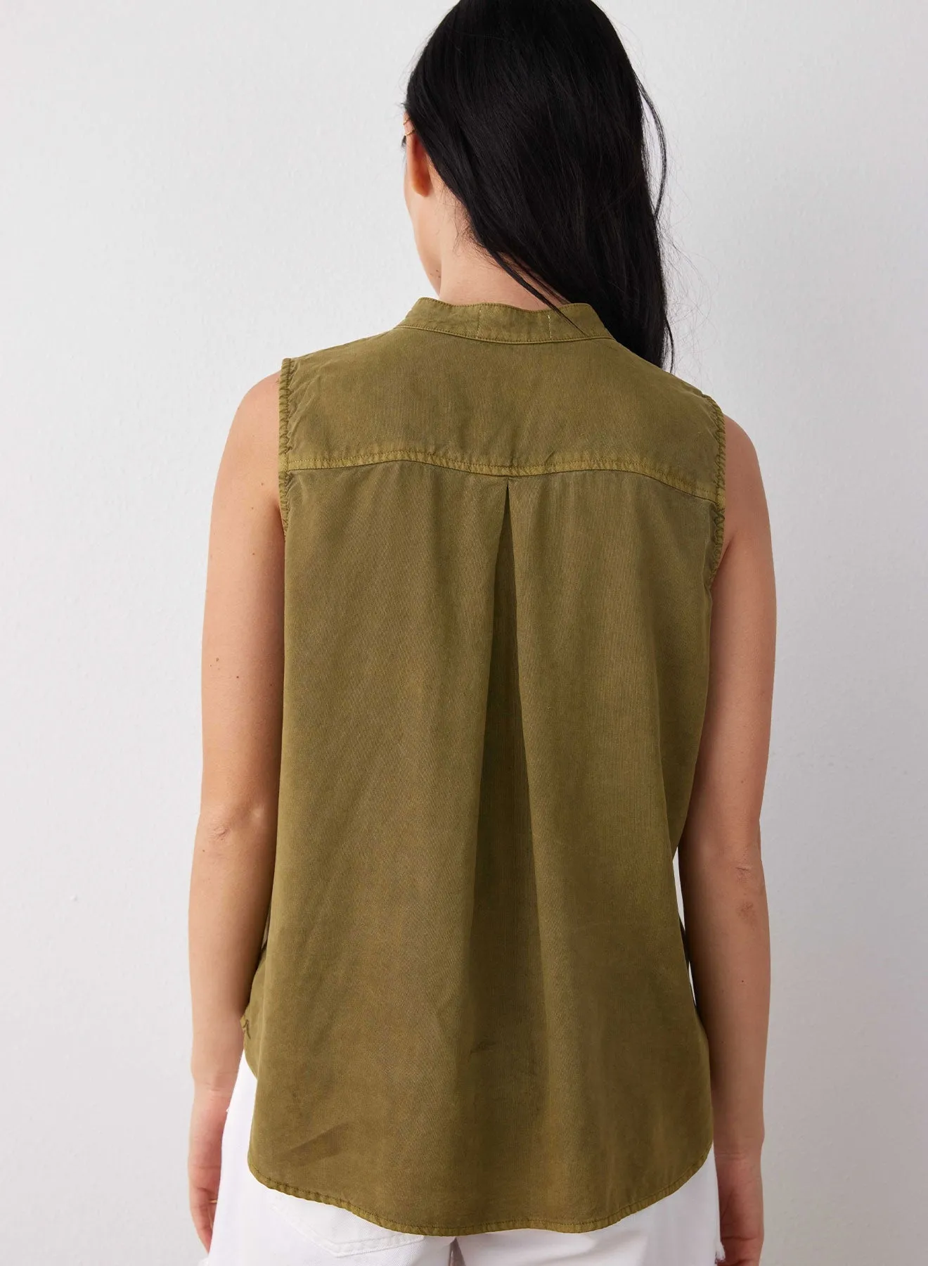 Sleeveless Two Pocket Button Down - Jungle Green sold by Bella Dahl product image thumbnail 2