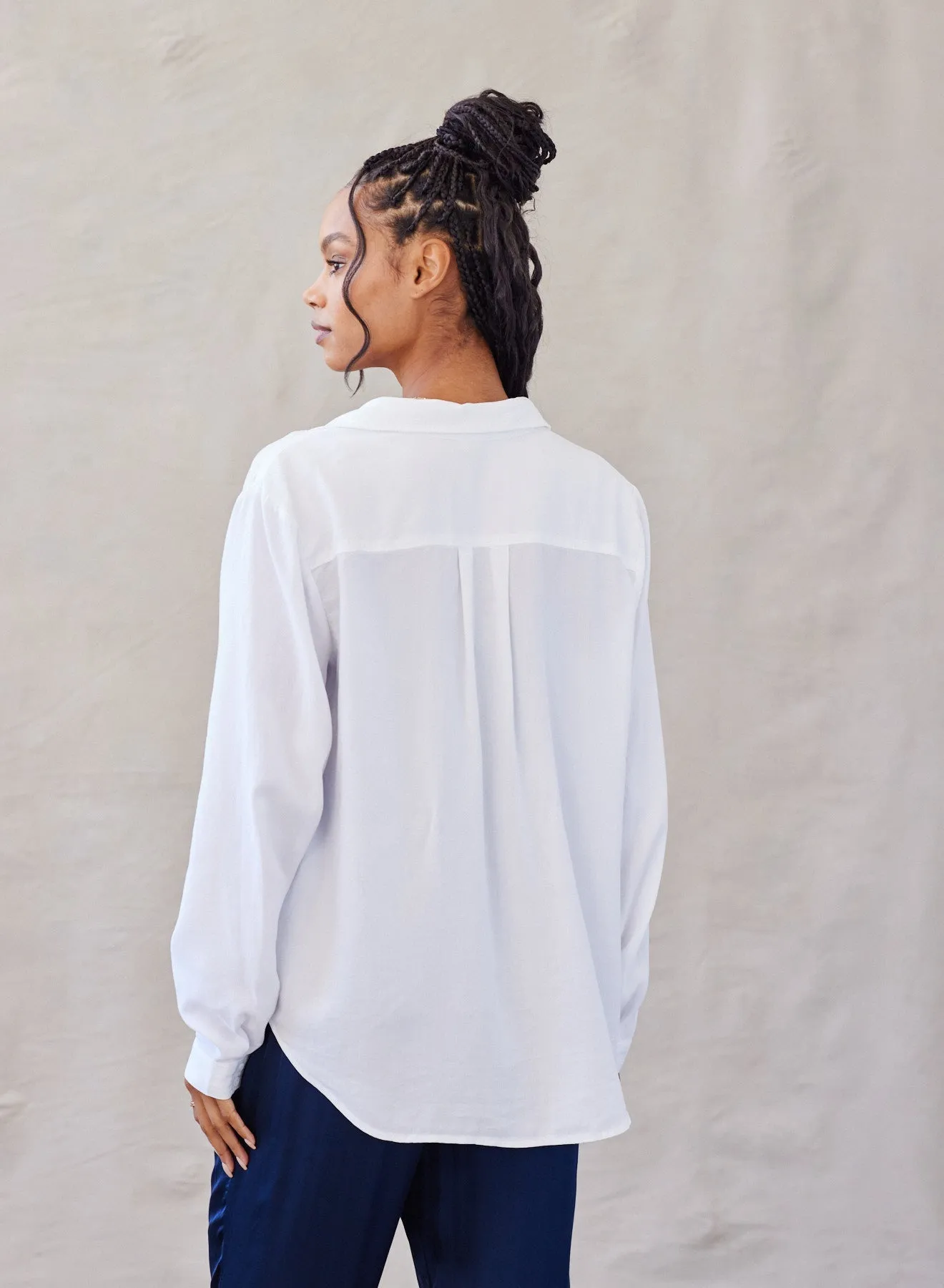 Two Pocket Classic Button Down - White sold by Bella Dahl product image thumbnail 2