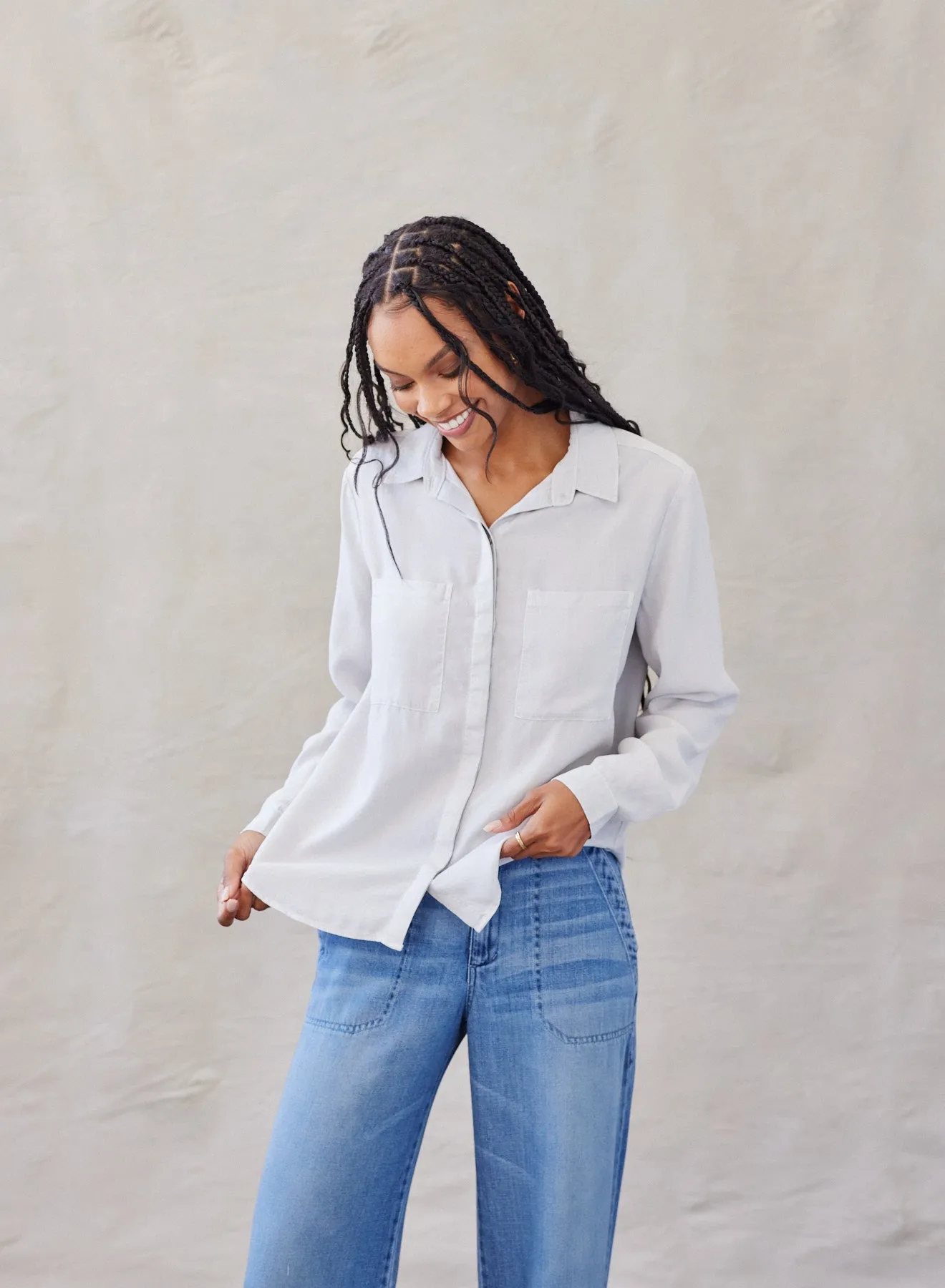 Two Pocket Classic Button Down - Foggy Sky sold by Bella Dahl product image thumbnail 5