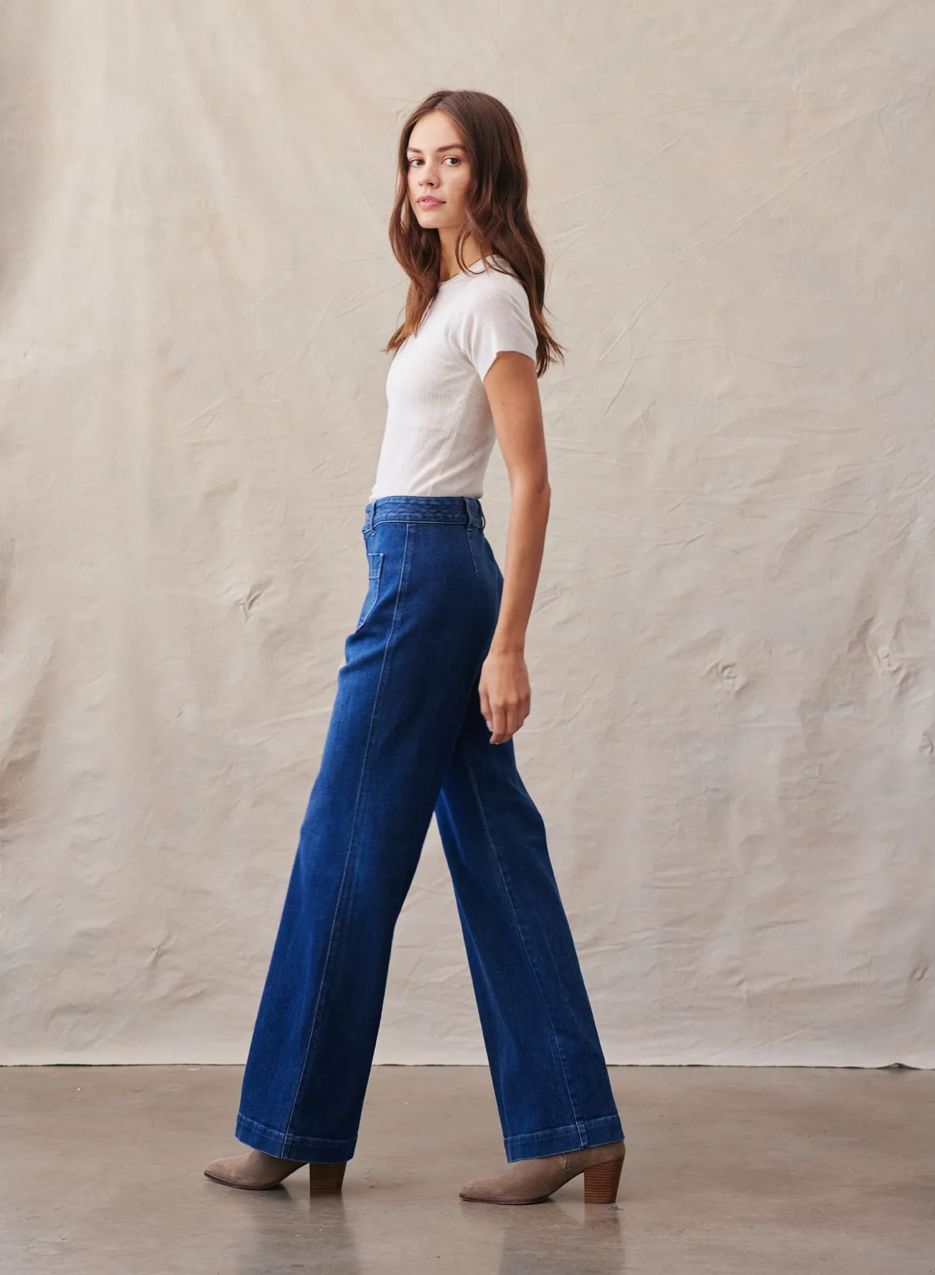 Lola Two Pocket Wide Leg - Dark Night Wash sold by Bella Dahl product image thumbnail 3