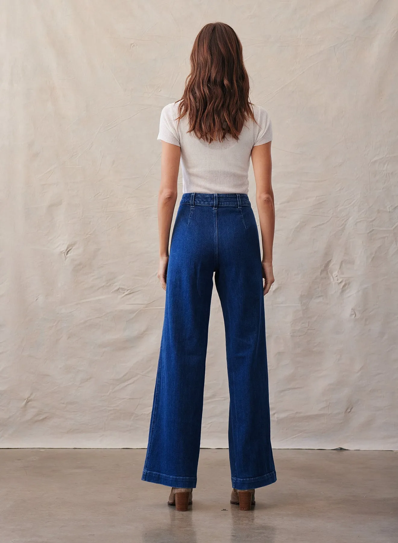 Lola Two Pocket Wide Leg - Dark Night Wash sold by Bella Dahl product image thumbnail 2