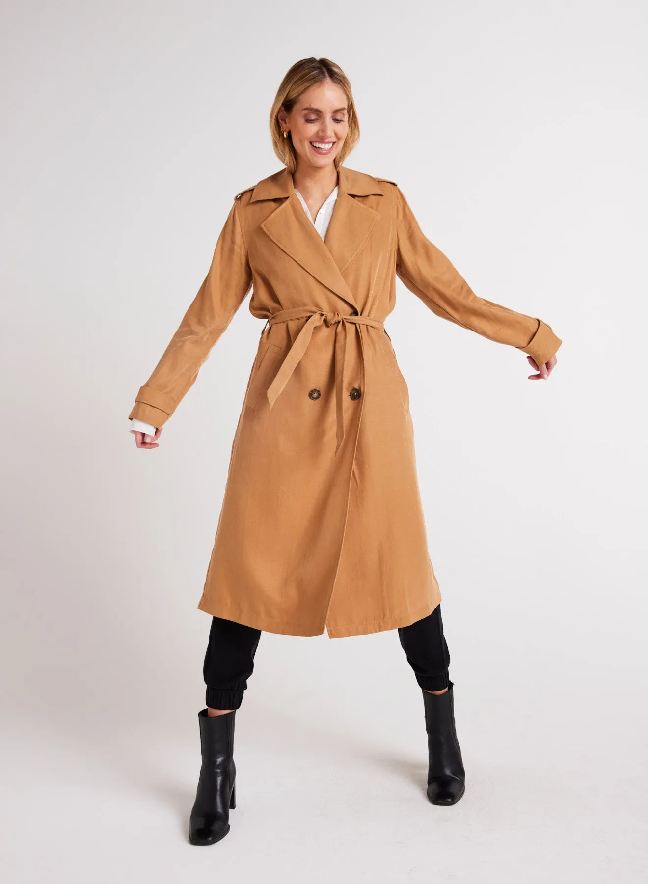 Luxe Twill Trench Coat - Golden Camel sold by Bella Dahl product image thumbnail 4