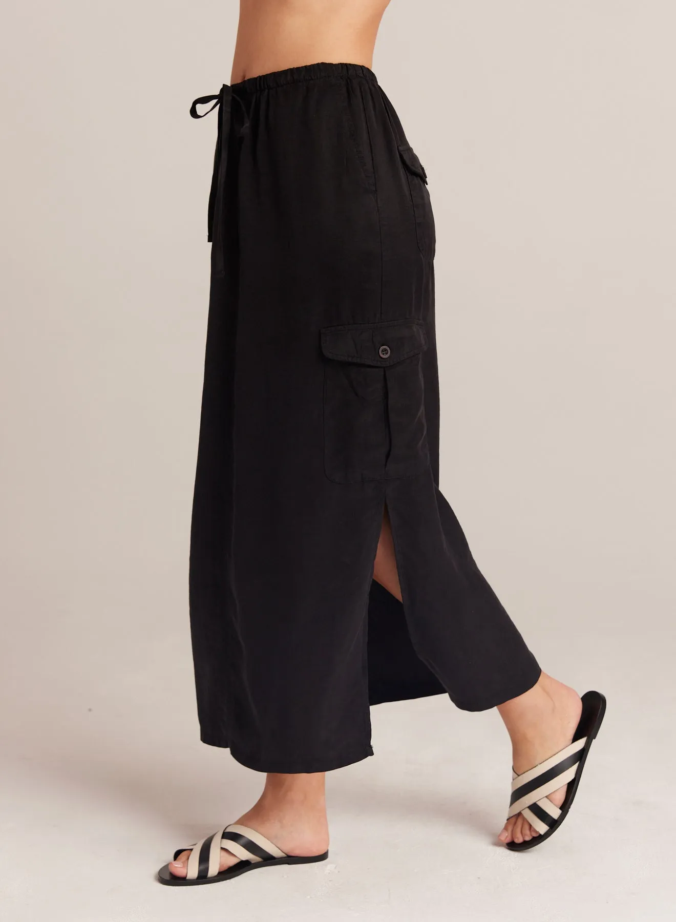 Goldie Bellow Pocket Cargo Skirt - Black sold by Bella Dahl product image thumbnail 4