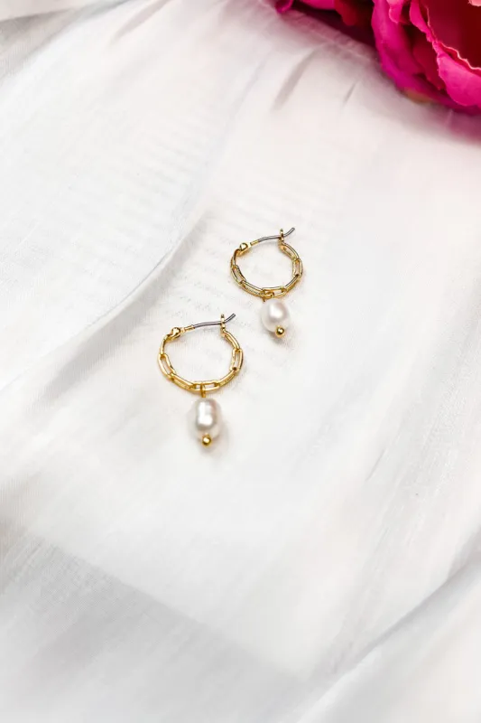 Peri Dainty Chain Link Pearl Earrings sold by Bella Rose boutique