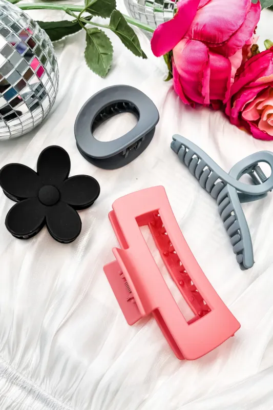 The Kinsley 4 Piece Hair Clip Set sold by Bella Rose boutique