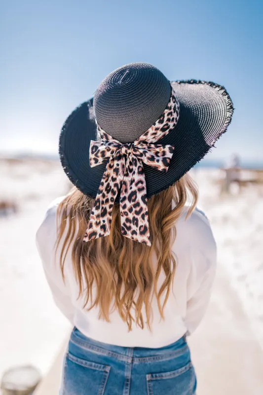 Seaside Traveling Sun Hat sold by Bella Rose boutique