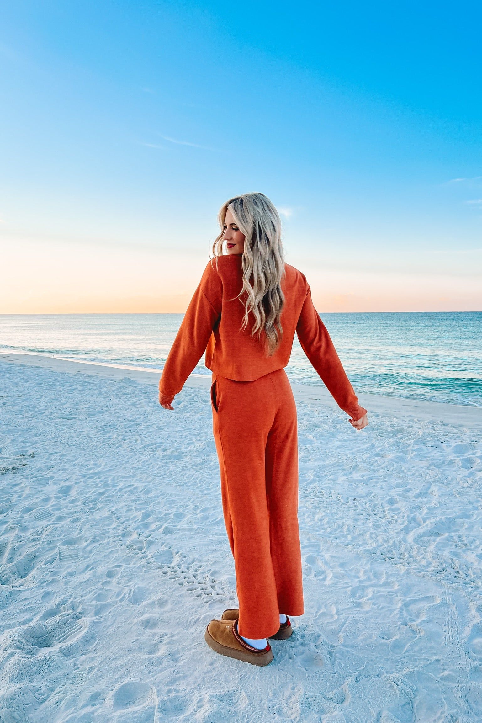 Weekend Hangs Pants sold by Bella Rose boutique product image thumbnail 3