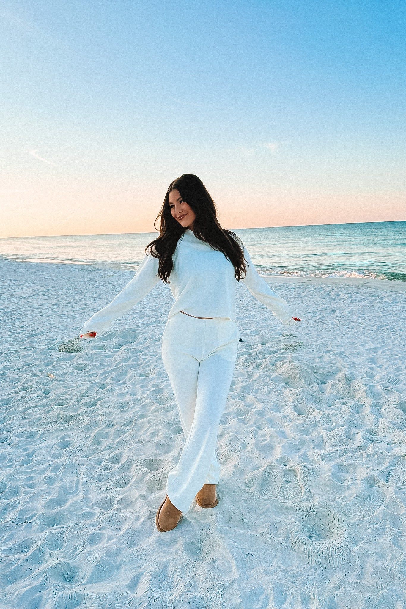 Weekend Hangs Pants sold by Bella Rose boutique