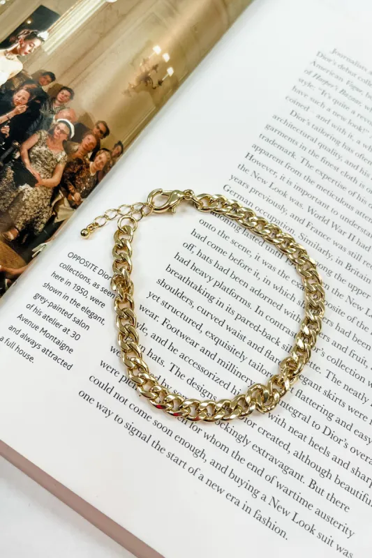 Lobster Clasp Curb Chain Bracelet sold by Bella Rose boutique