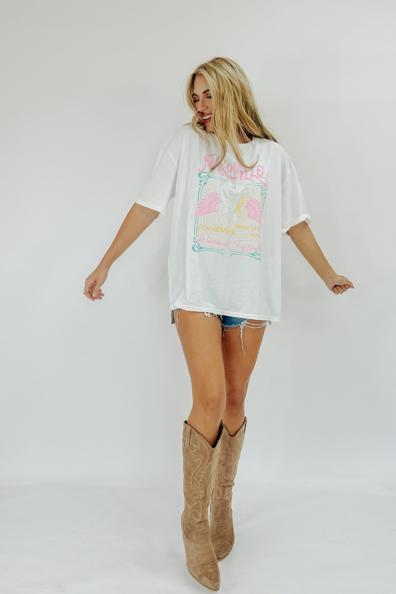 Nashville Tennessee Graphic Tee sold by Bella Rose boutique