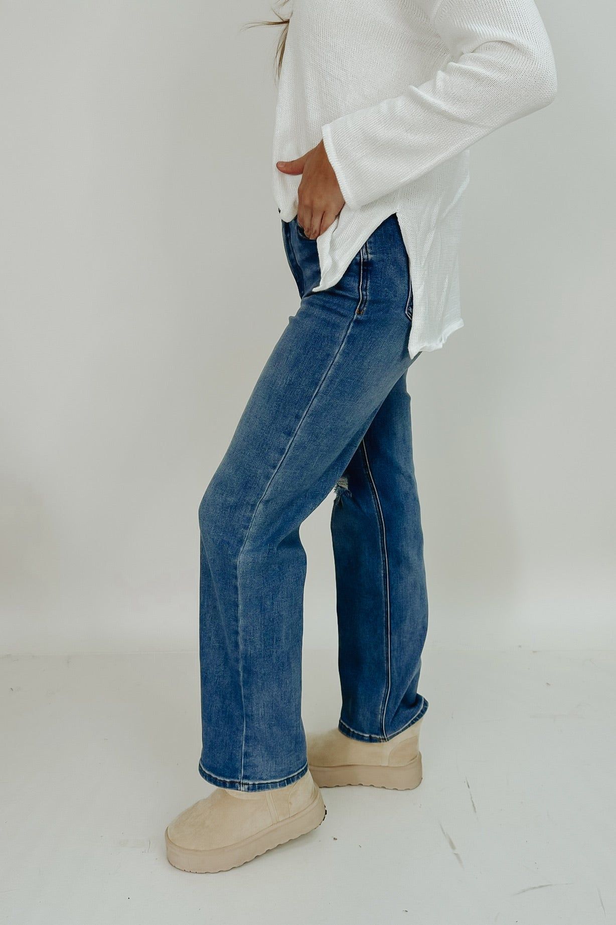 Lovin' The 90's Straight Fit Jeans sold by Bella Rose boutique product image thumbnail 4