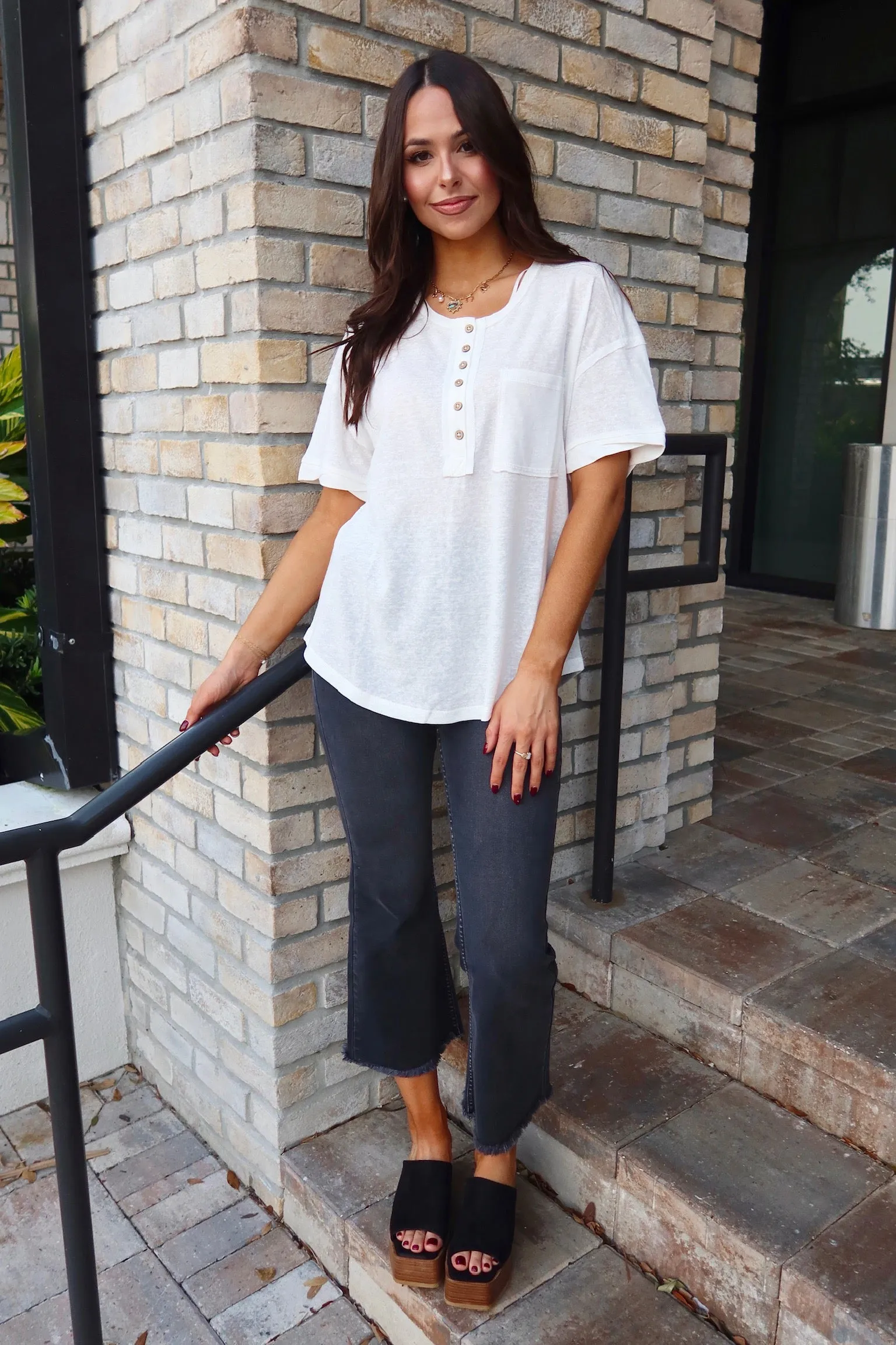 Becoming An Icon High Rise Jeans sold by Bella Rose boutique product image thumbnail 2