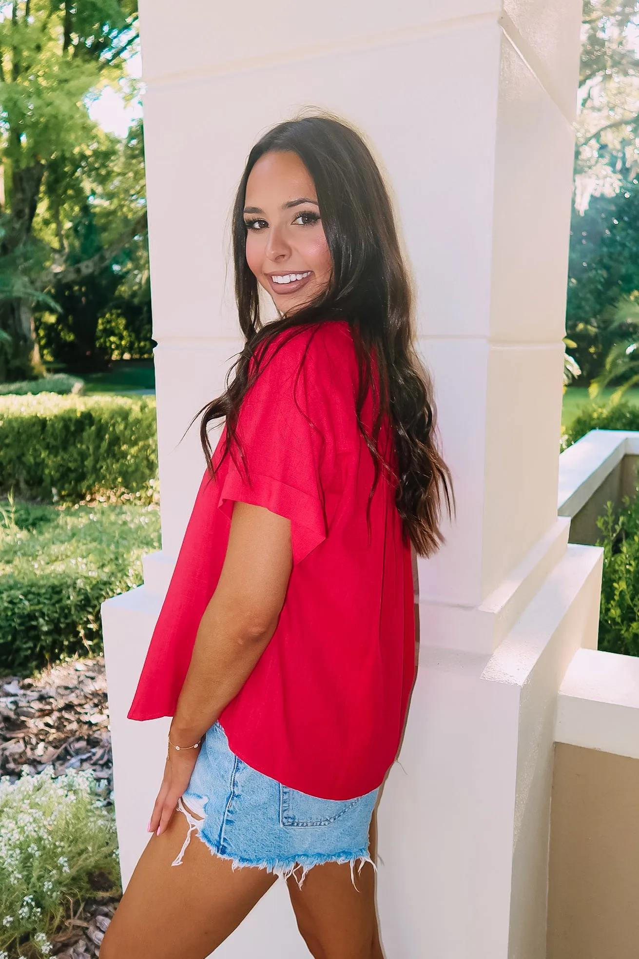 Quick Remarks Linen Top sold by Bella Rose boutique product image thumbnail 3