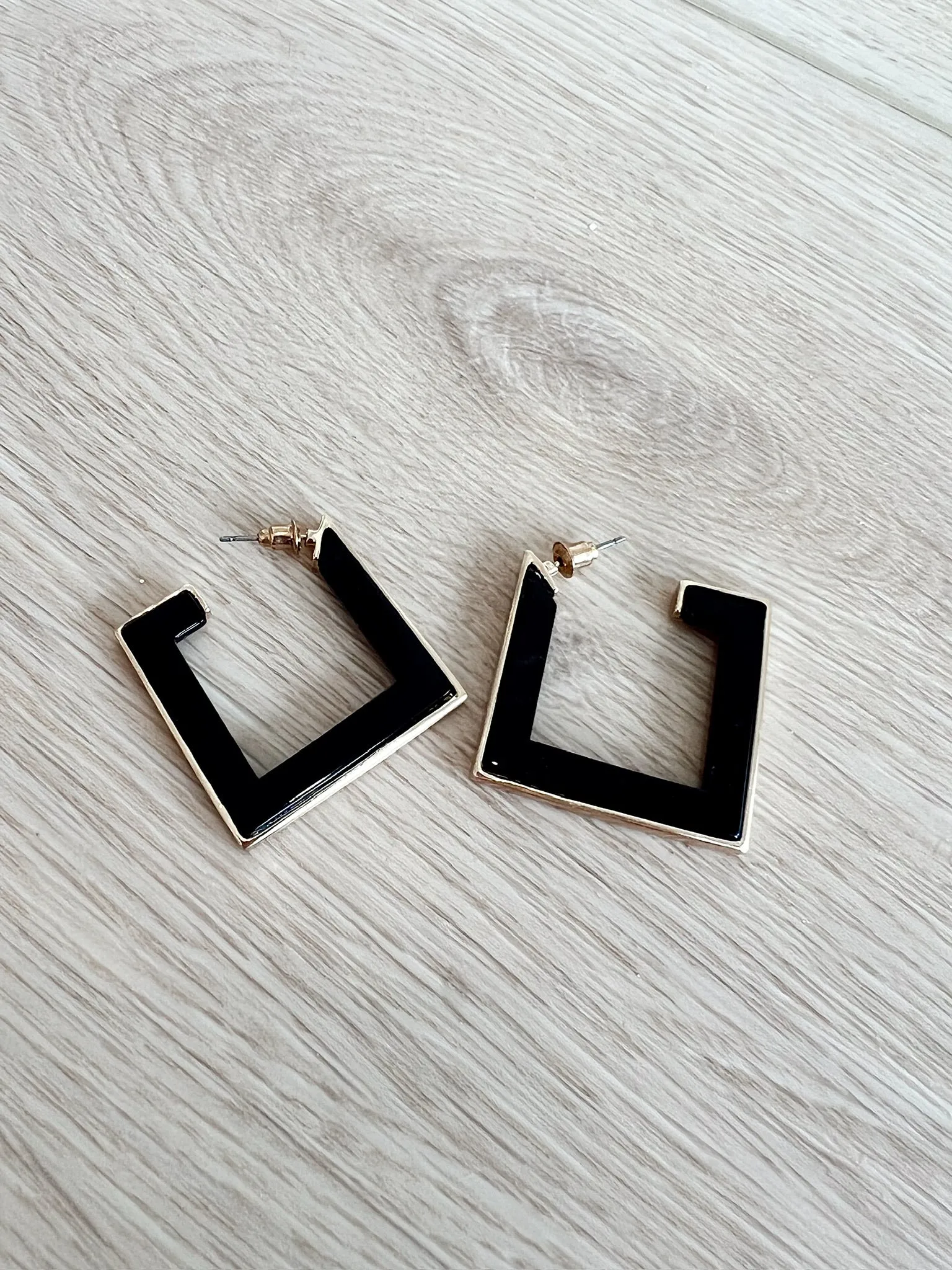 Squared Away Hoop Earrings sold by Bella Rose boutique