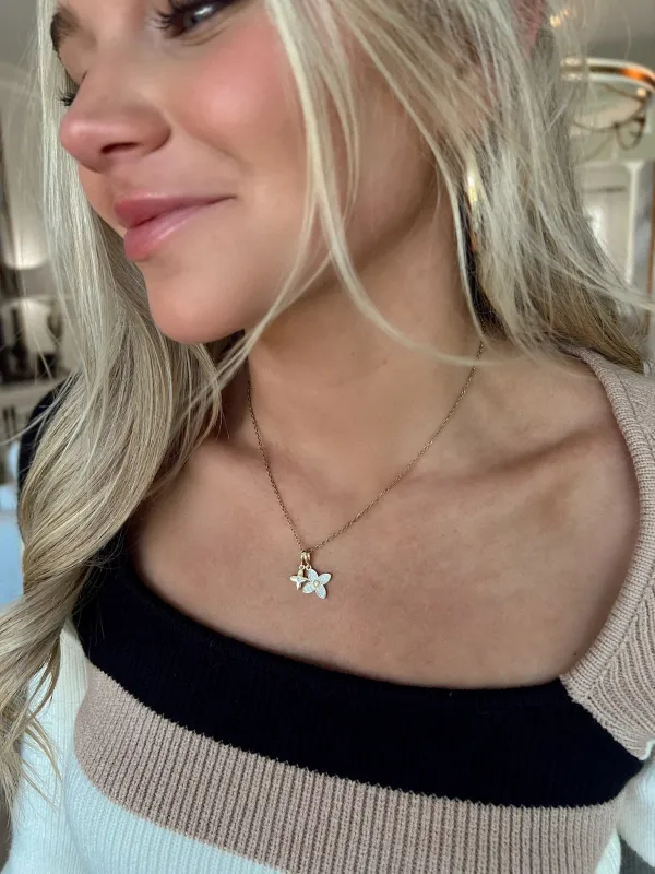 Pretty As A Flower Necklace sold by Bella Rose boutique