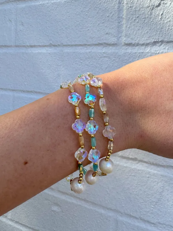 Assorted Pearl & Bead Bracelet Set made by Fame