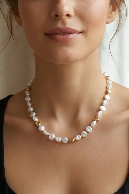 Pearl Mixed Beaded Necklace made by Fame Accessories