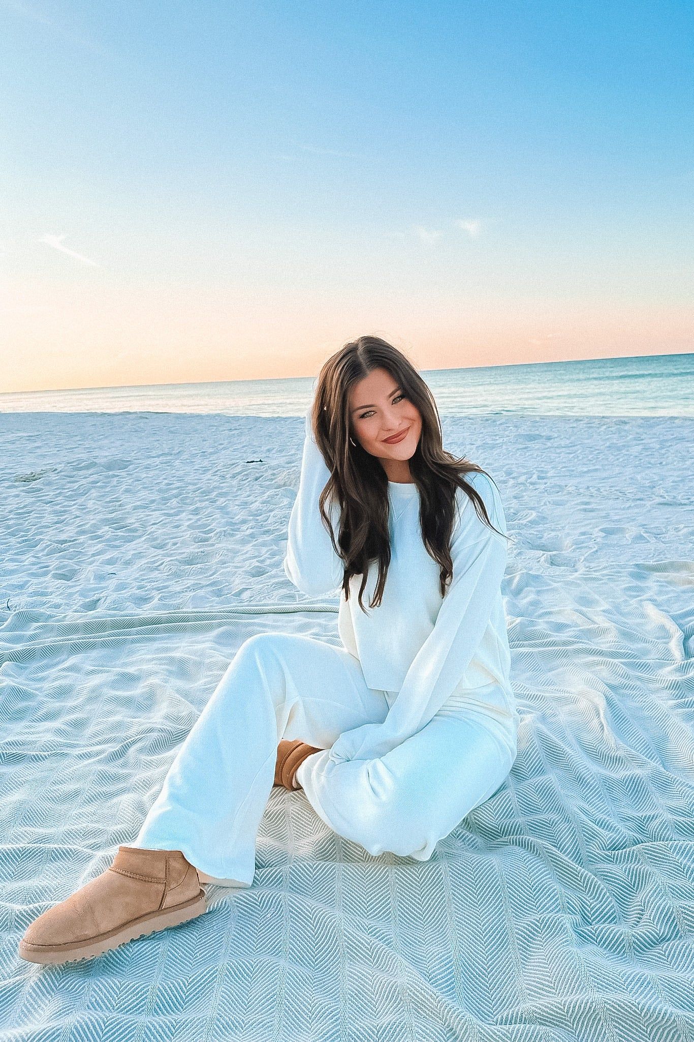 Weekend Hangs Sweatshirt sold by Bella Rose boutique