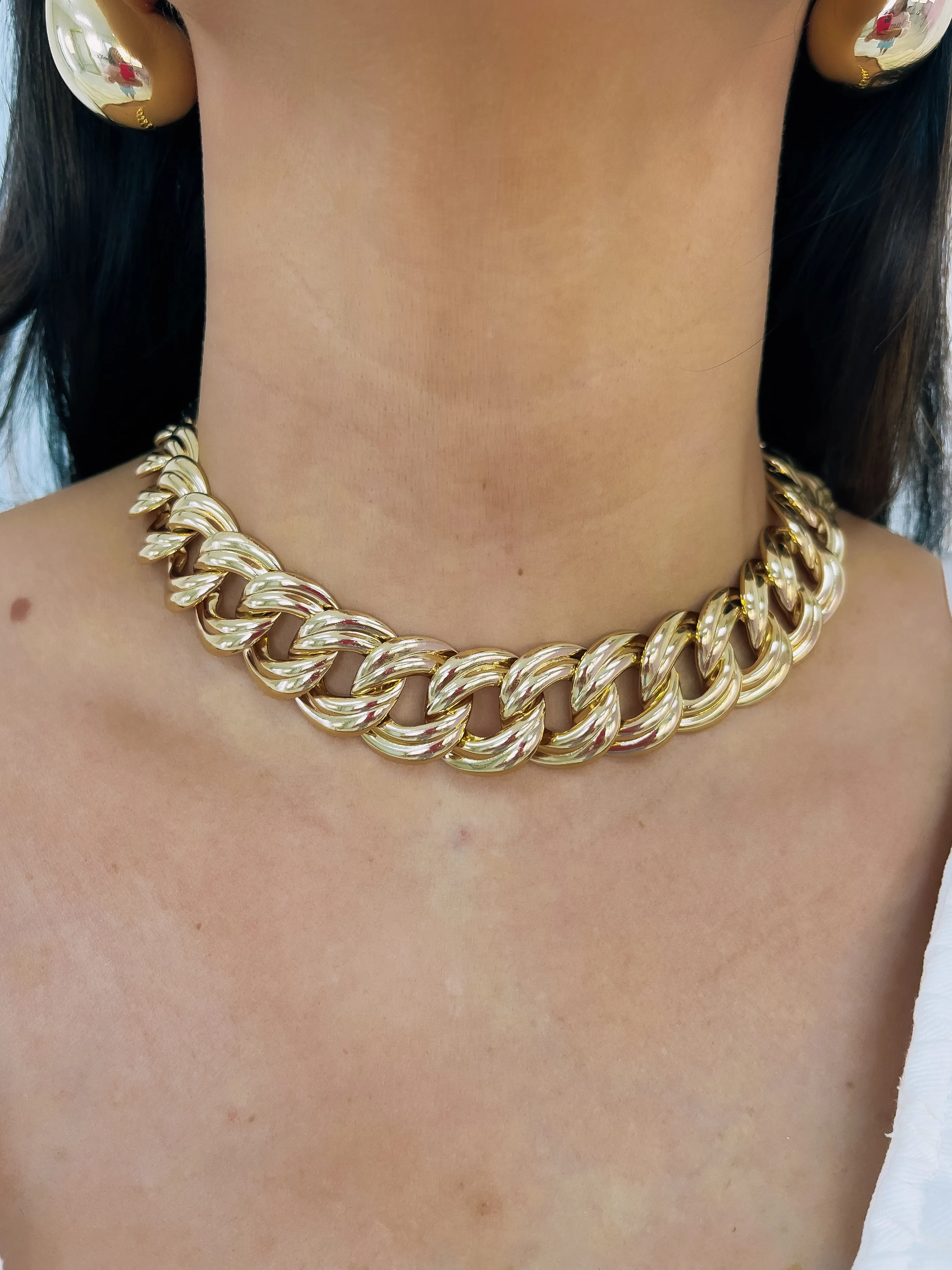 Never Winding Chunky Necklace sold by Bella Rose boutique