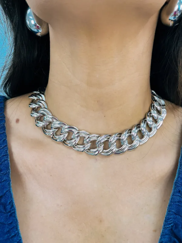 Never Winding Chunky Necklace sold by Bella Rose boutique