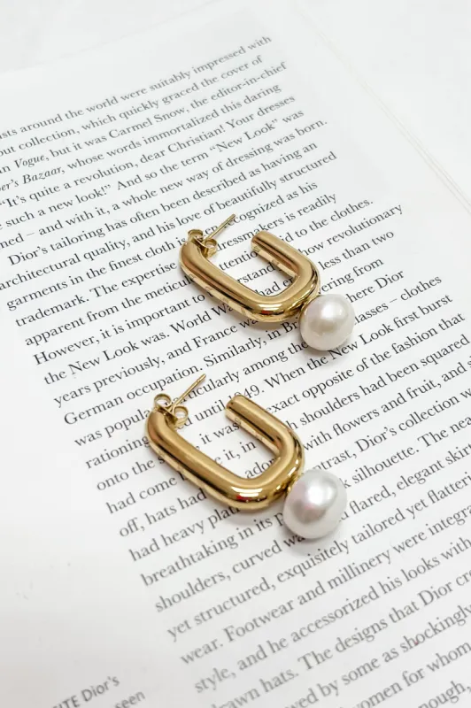 Alex Pearl Earrings sold by Bella Rose boutique