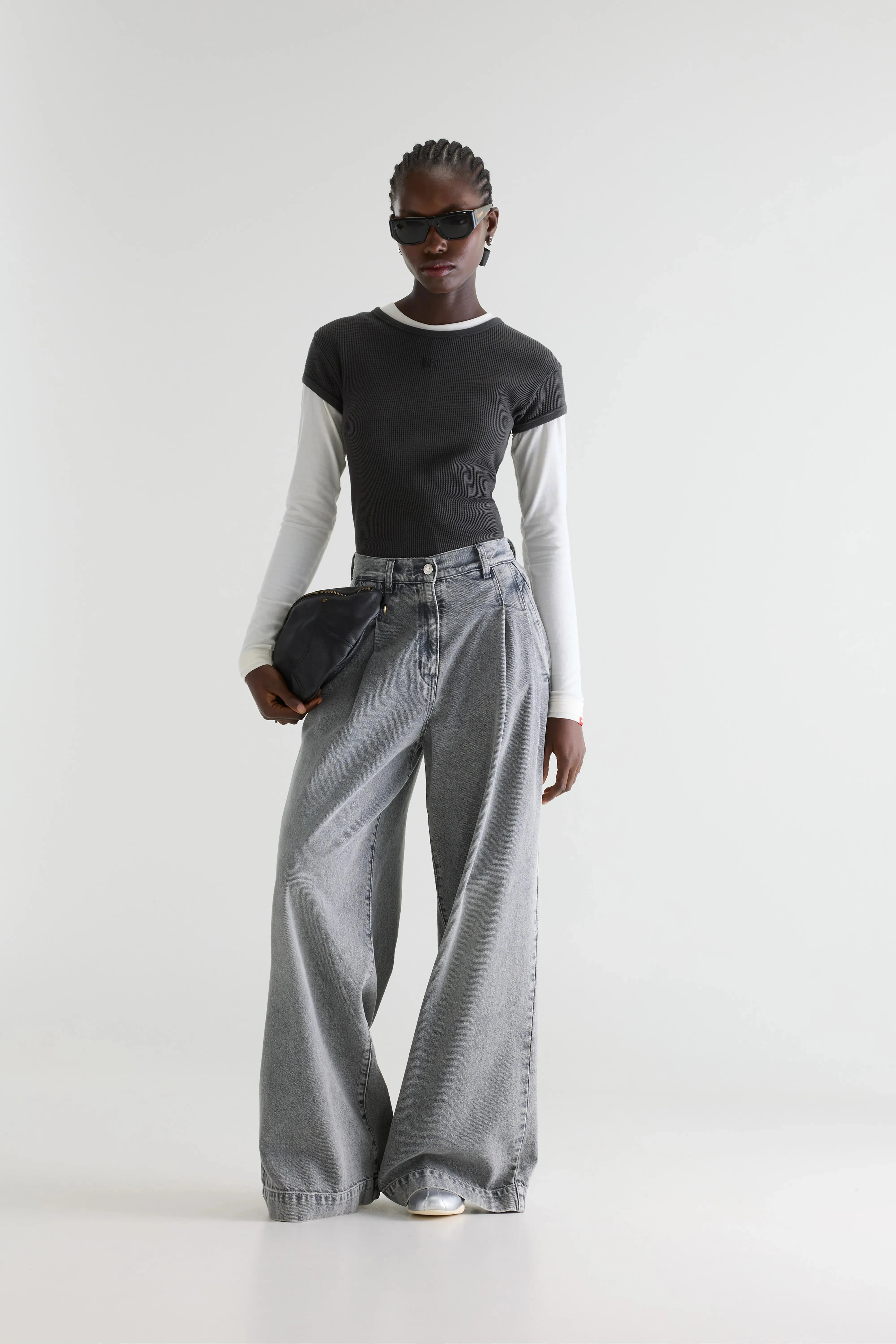 Denim N. 74 super-wide jeans (261 / W / USED GREY) sold by Bellerose product image thumbnail 2