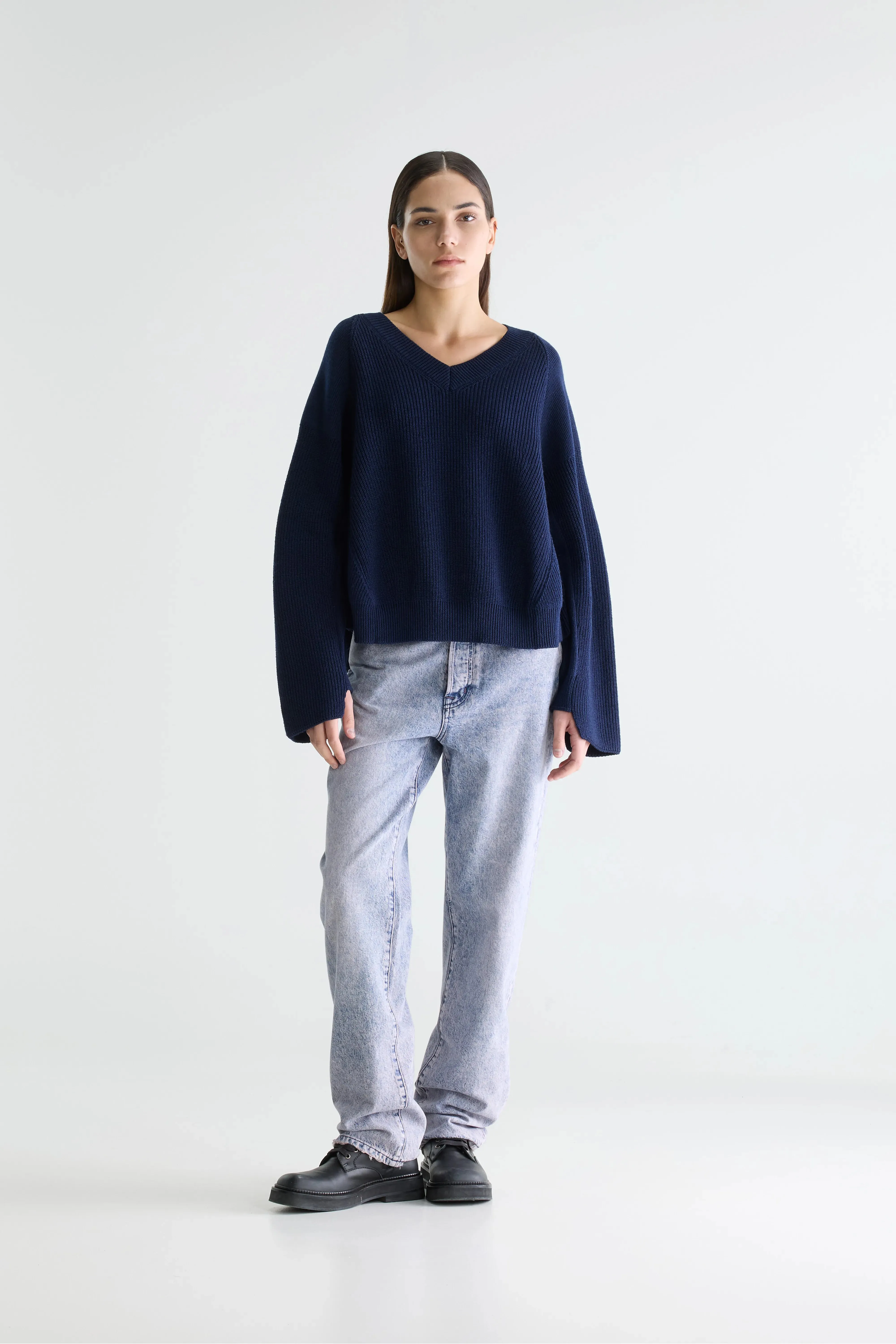Aoth cropped sweater (261 / W / NAVY) sold by Bellerose product image thumbnail 3