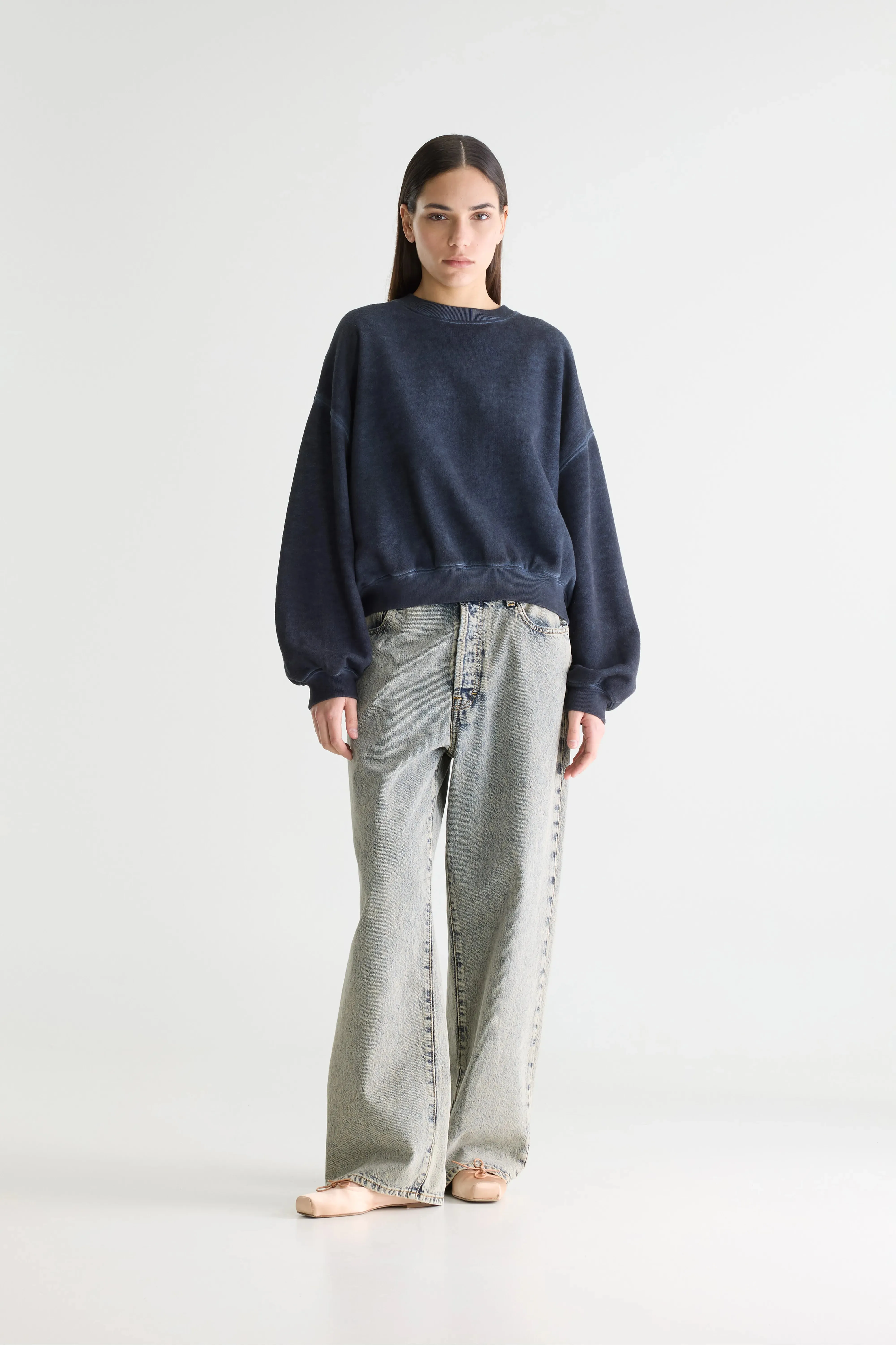 Fancy cropped crewneck sweatshirt (261 / W / NAVY) sold by Bellerose product image thumbnail 3