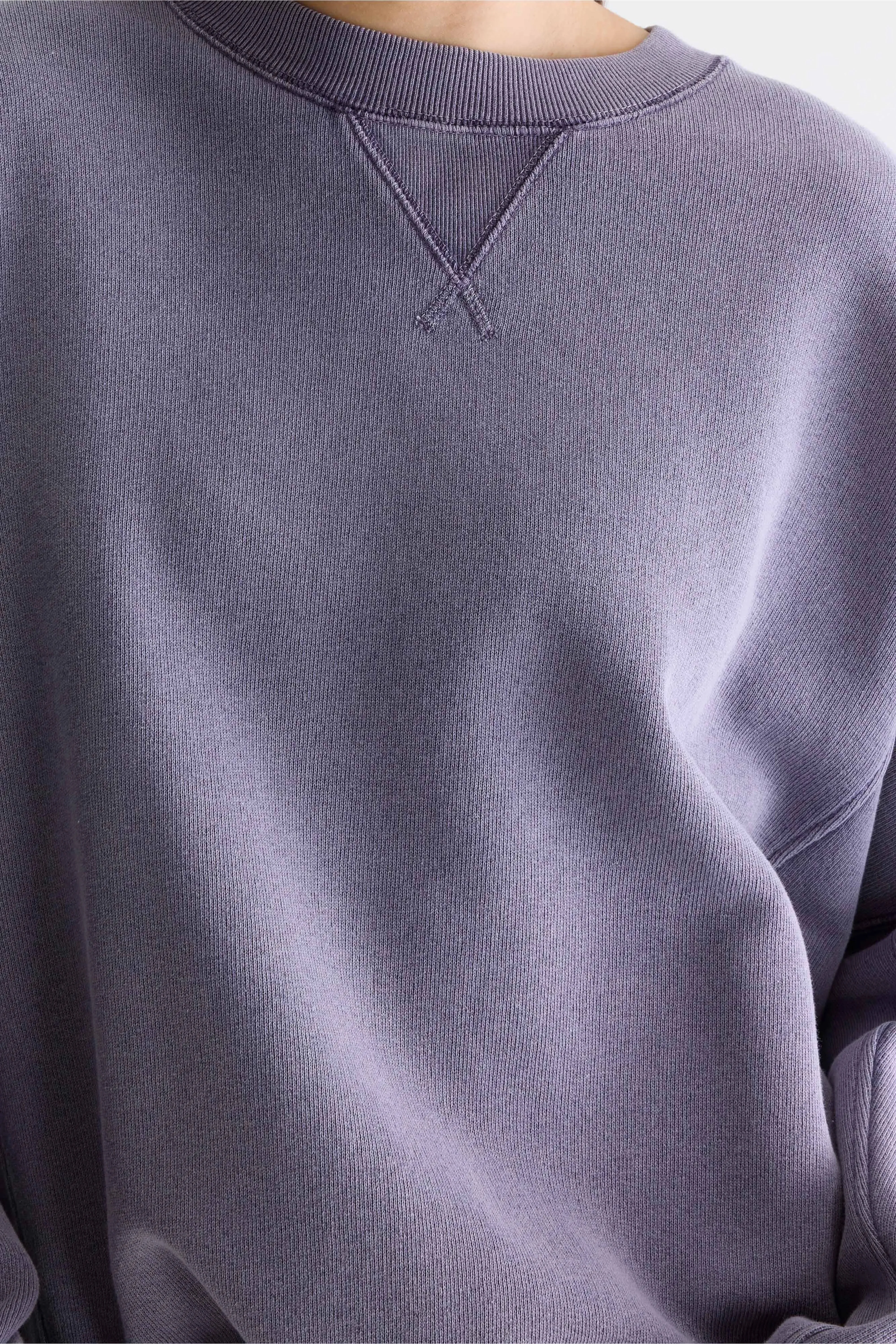 Flips crewneck sweatshirt (261 / W / GRAPE) sold by Bellerose product image thumbnail 5