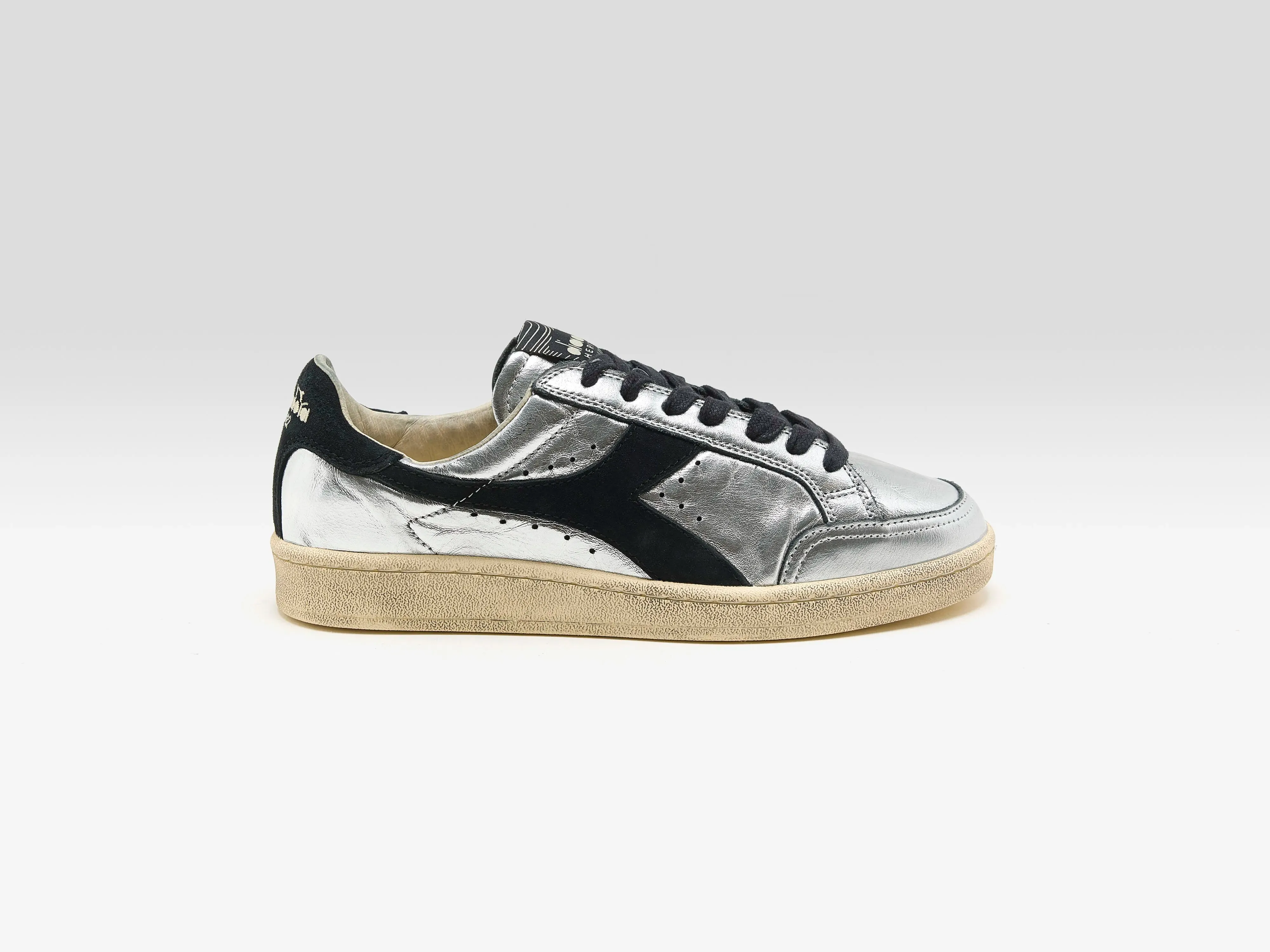Prestige Metal Used for Women (252 / W / SILVER) sold by Bellerose