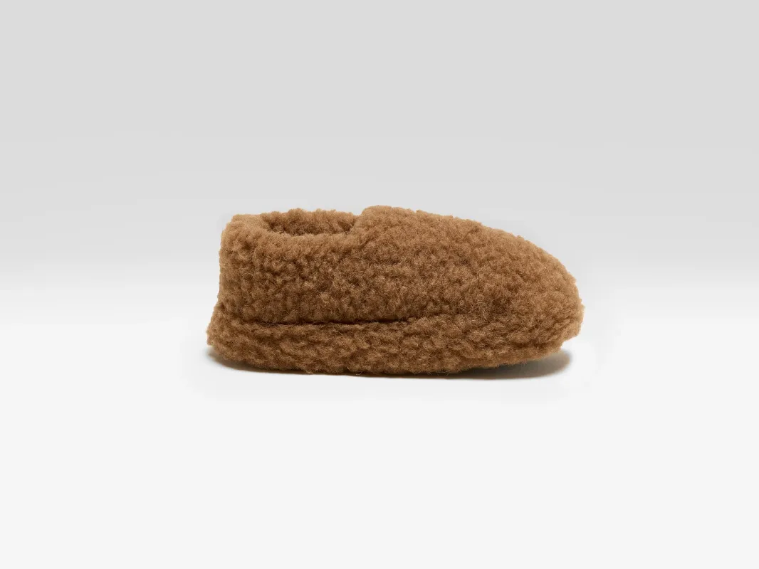 Siberian Slippers (242 / W / BROWN) sold by Bellerose