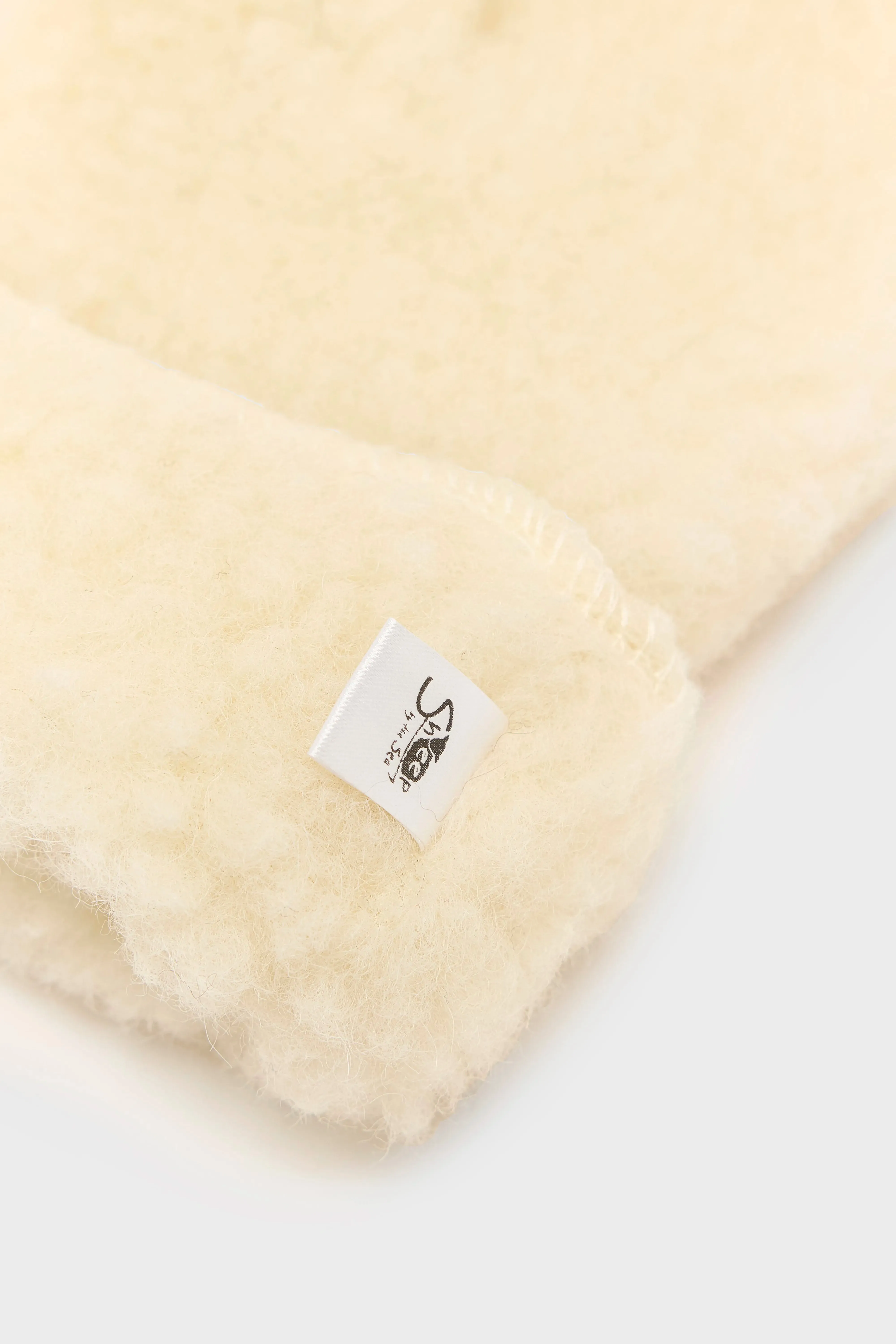 Simple Mittens (242 / W / NATURAL) sold by Bellerose product image thumbnail 4