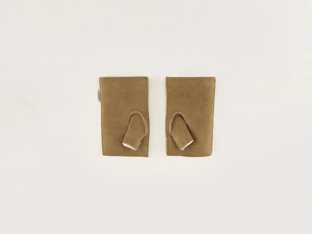 Manhok fingerless gloves (251 / W / COGNAC) made by Bellerose