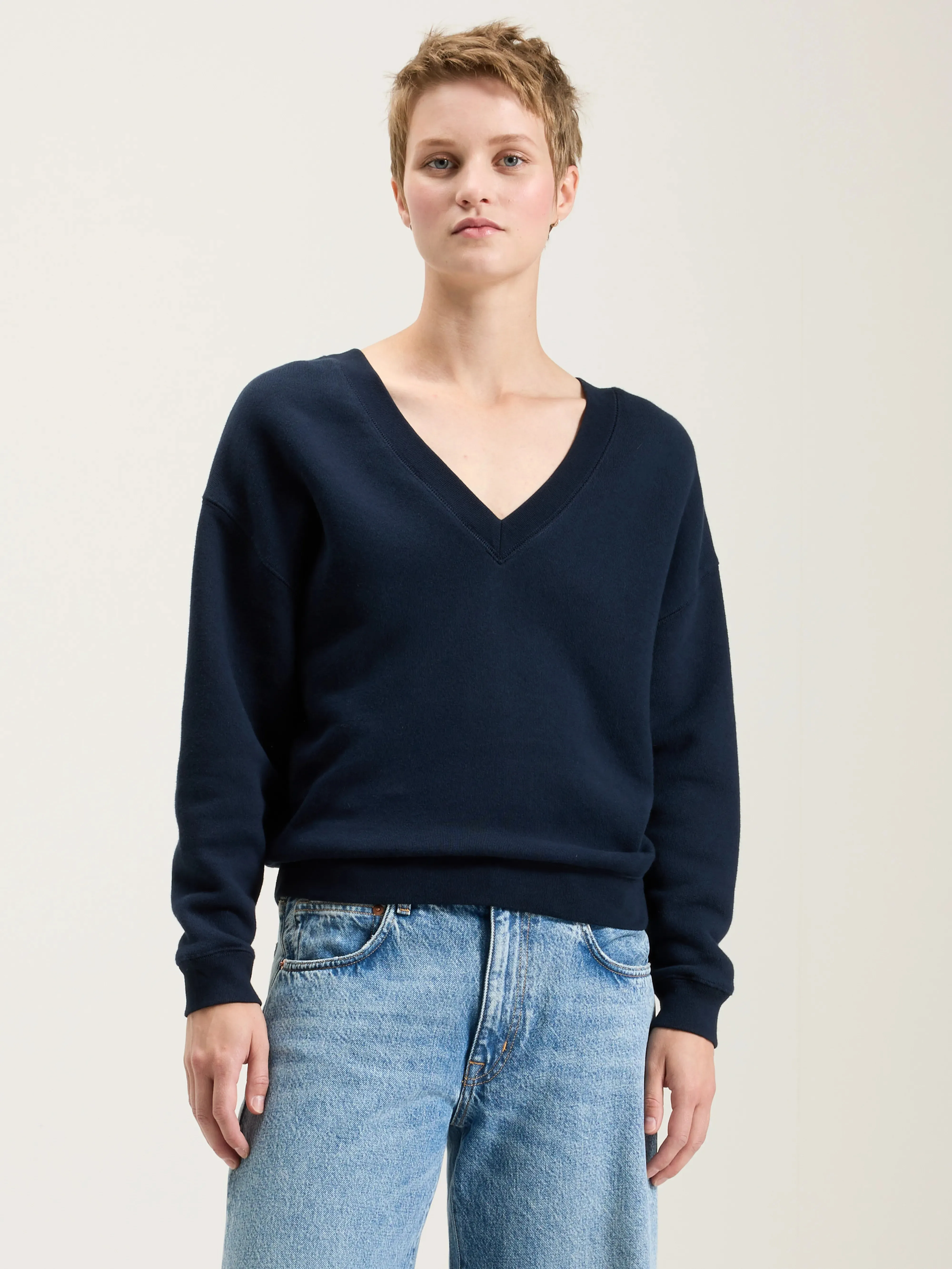 Fellow v-neck sweatshirt (242 / W / NAVY) sold by Bellerose product image thumbnail 2