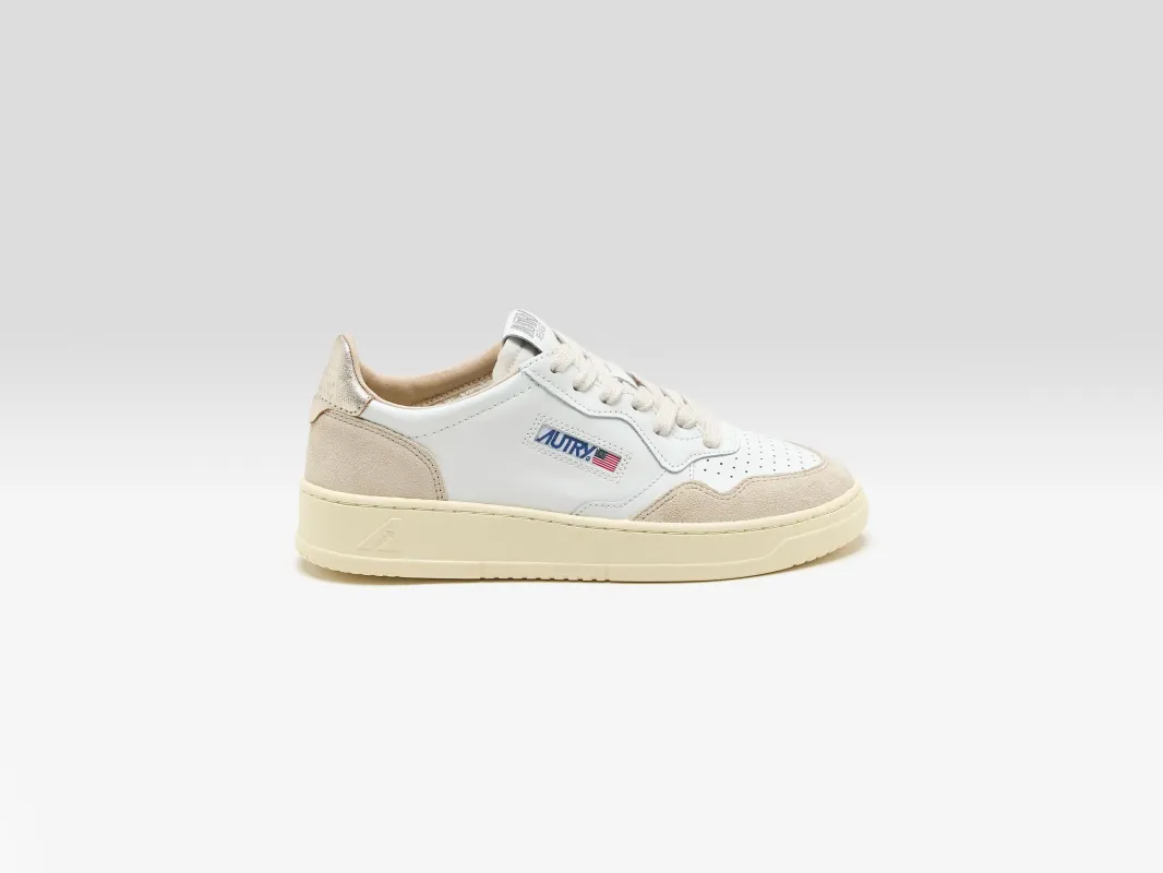 Medalist Low for Women (242 / W / GOLD) sold by Bellerose