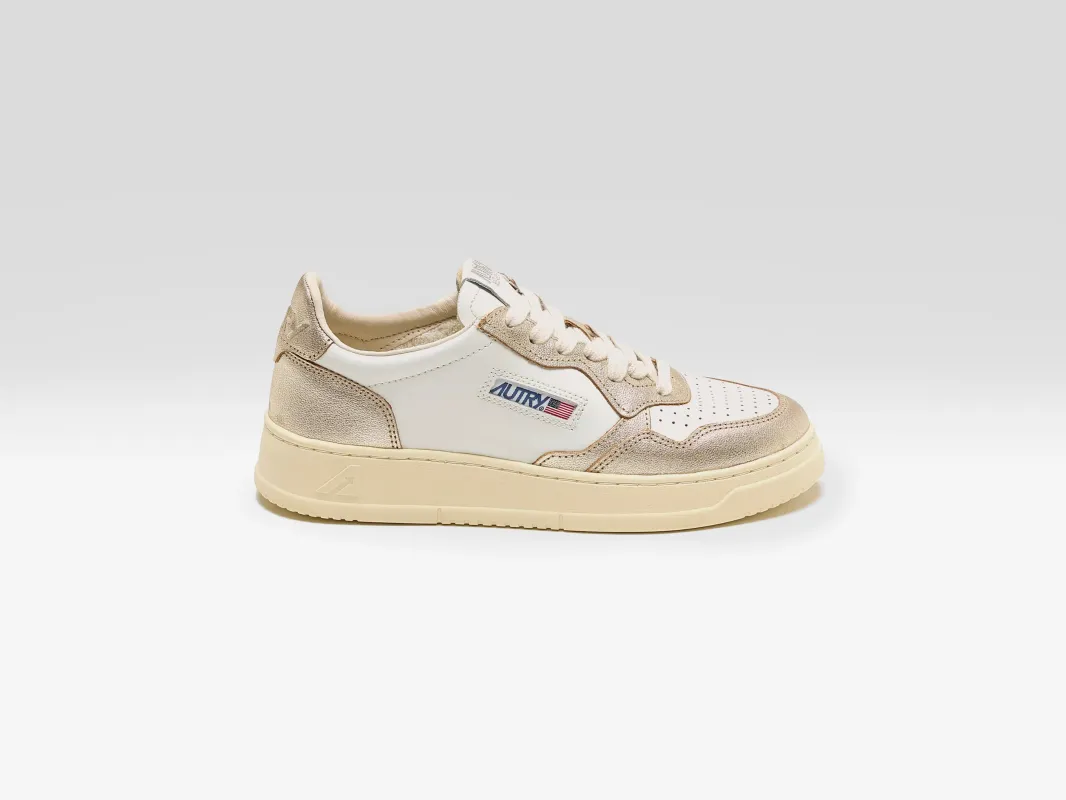 Medalist Low for Women (242 / W / GOLD) sold by Bellerose
