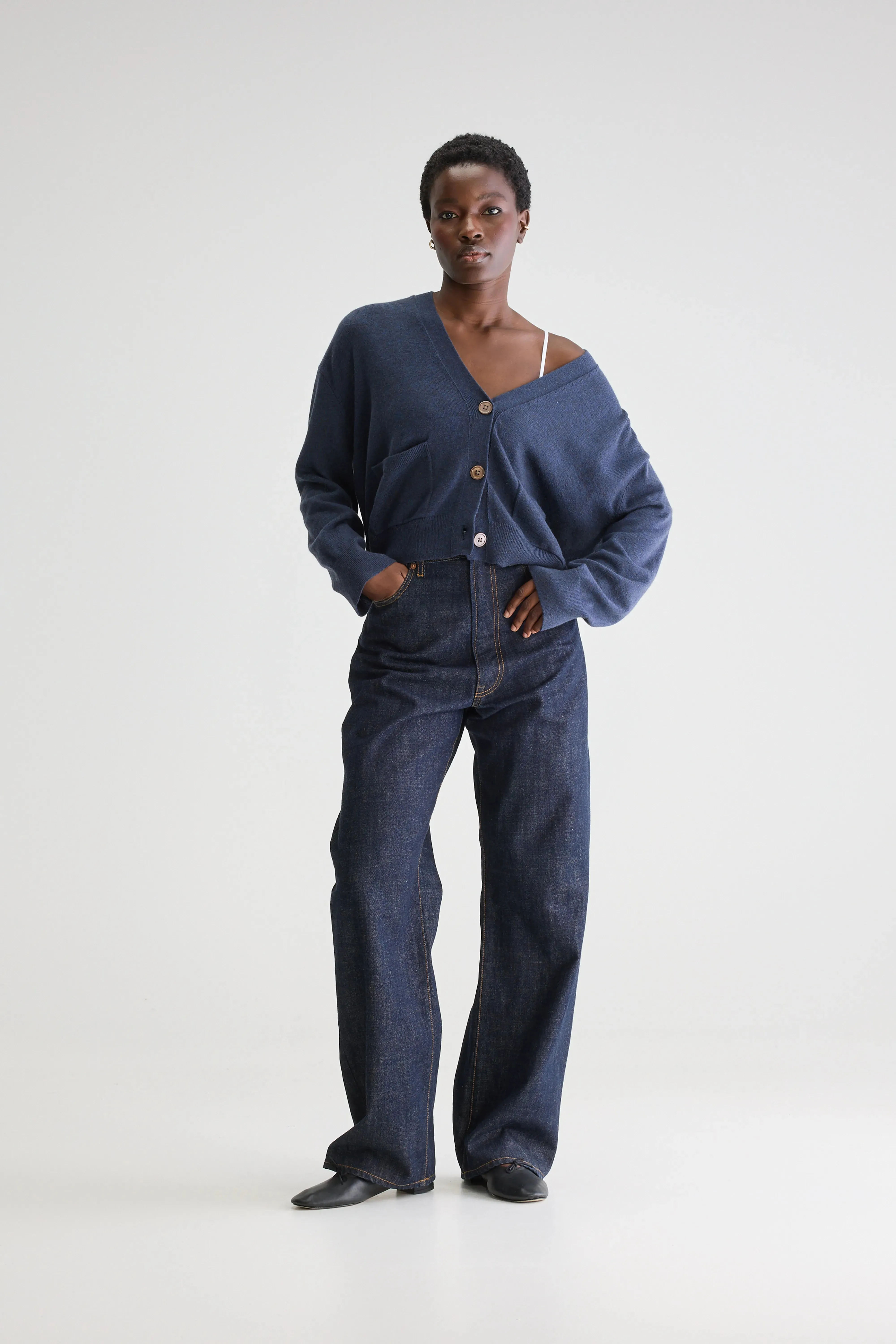 Gakkin v-neck cardigan (251 / W / CAPTAIN) sold by Bellerose product image thumbnail 3