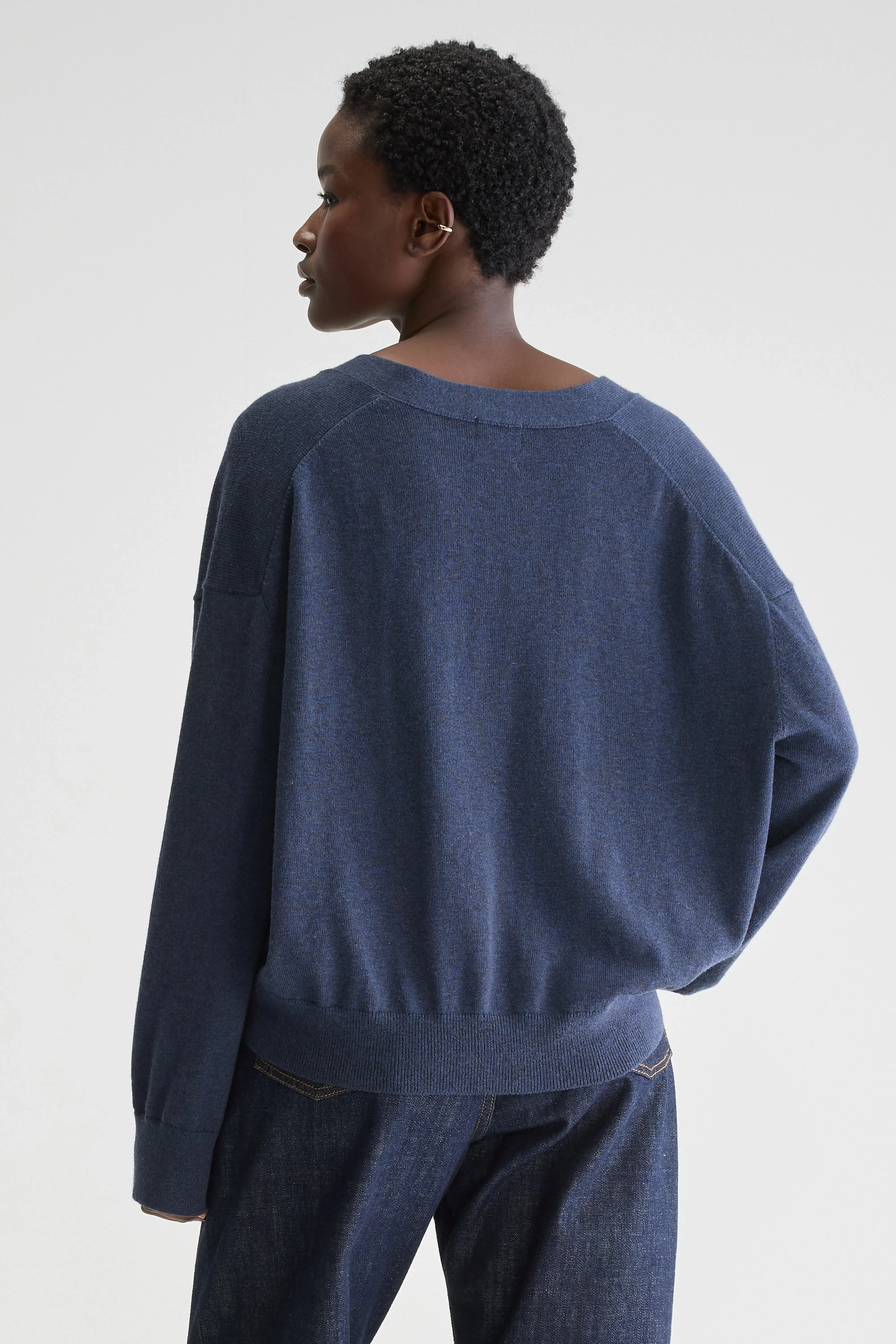 Gakkin v-neck cardigan (251 / W / CAPTAIN) sold by Bellerose product image thumbnail 4