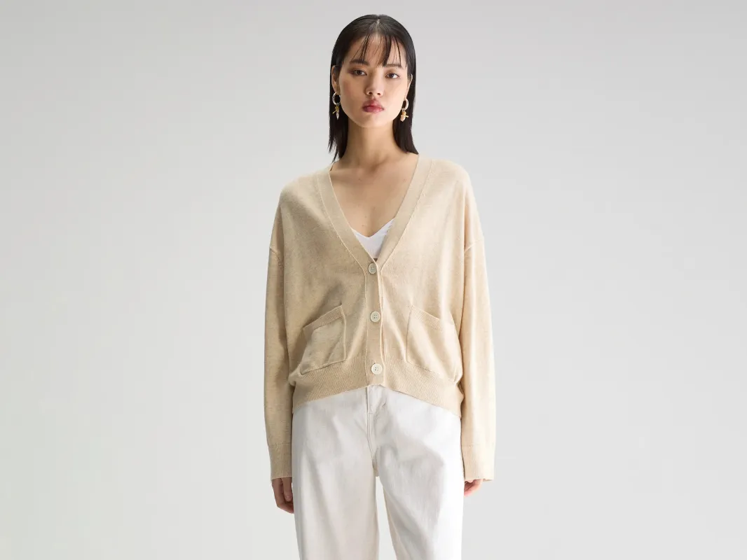 Gakkin v-neck cardigan (251 / W / OATMEAL) sold by Bellerose