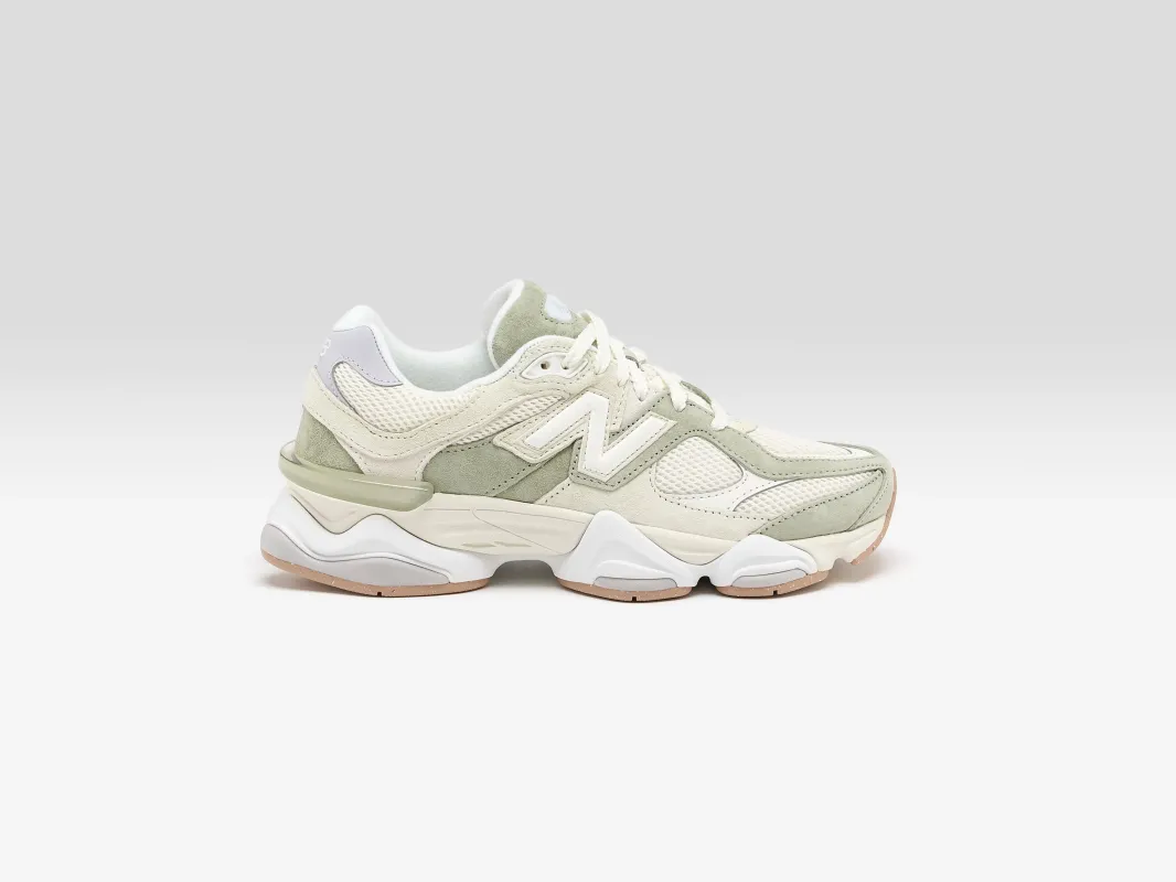 9060 for Women  (252 / W / GREEN) sold by Bellerose