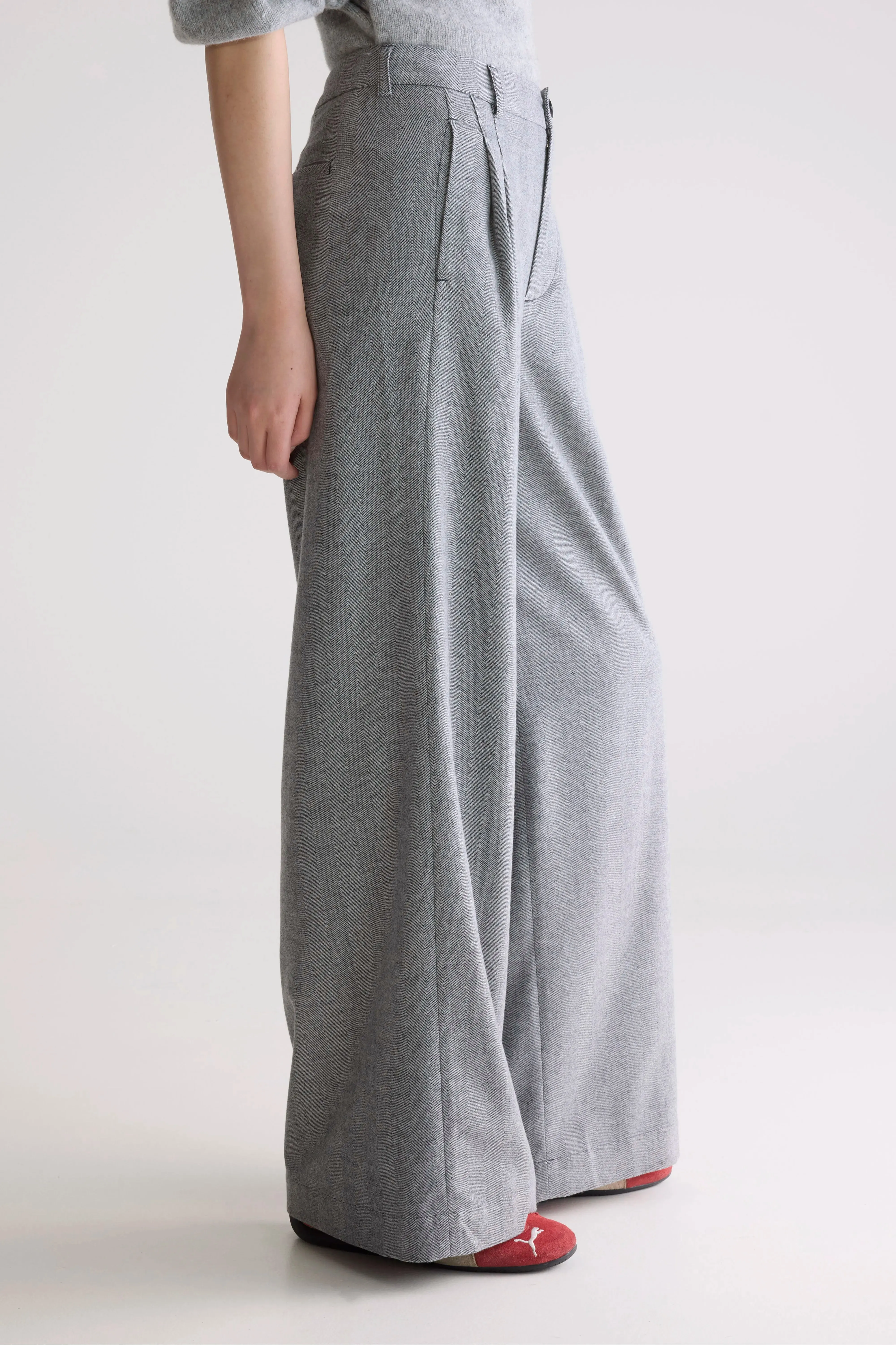 Volkert wide tailored trousers (252 / W / MID GREY) sold by Bellerose product image thumbnail 5