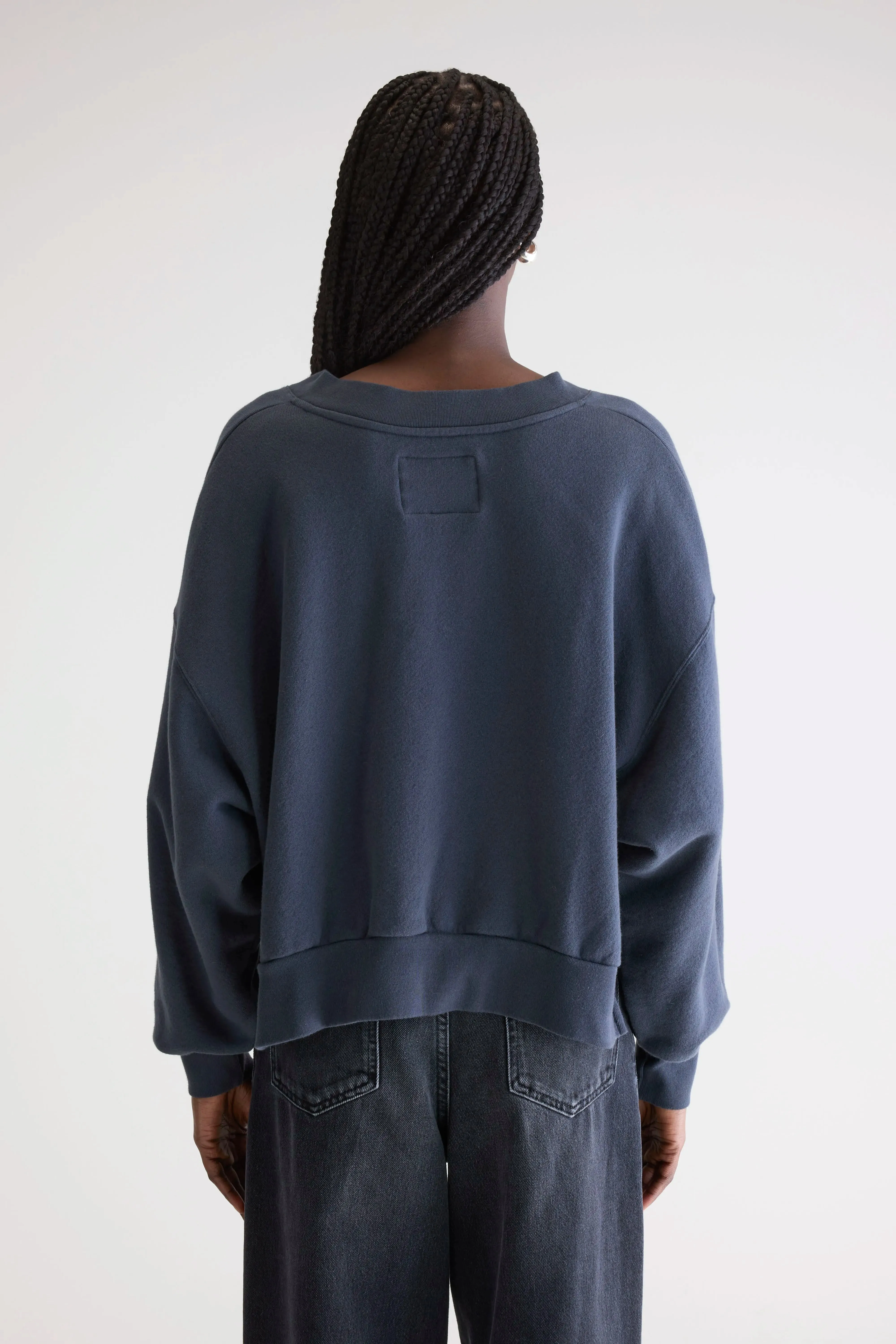 Varola v-neck sweatshirt (262 / W / NAVY) sold by Bellerose product image thumbnail 4