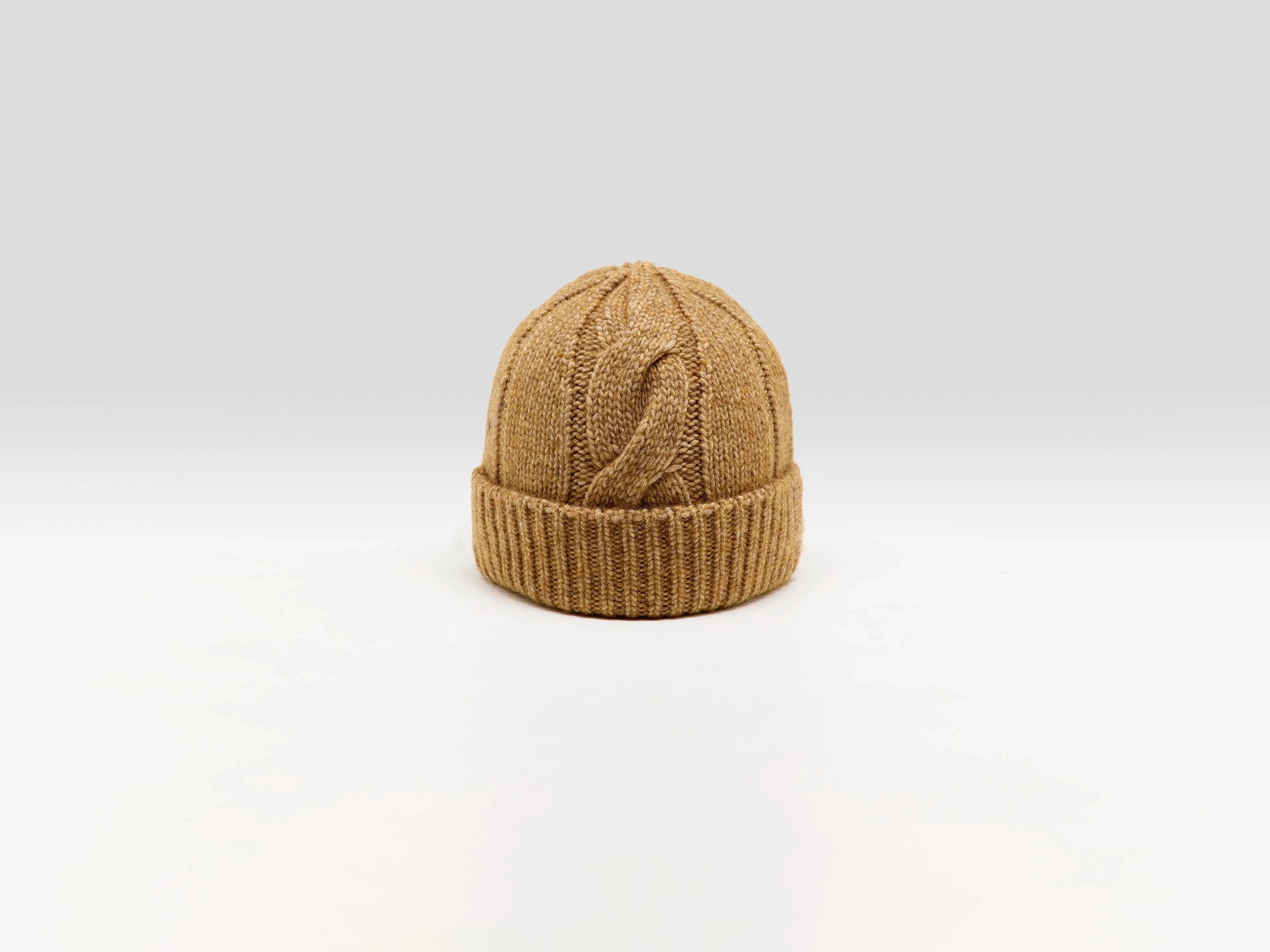 Dicat knitted beanie (252 / W / BISCUIT) sold by Bellerose